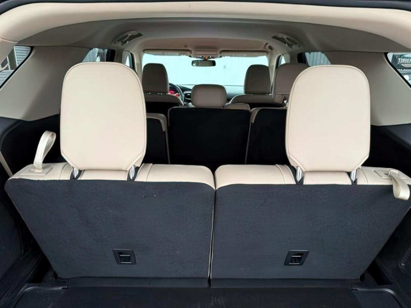 2020 BLUE /Sandstone Ford Explorer (1FMSK8FH2LG) with an EcoBoost 23L I-4 gasoline direct injection engine, Automatic transmission, located at 1175 N Woodruff Ave, Idaho Falls, ID, 83401, 43.506901, -111.999657 - At Timberline Auto, finding a great deal on your next vehicle is always easy! Our experienced sales staff's goal is to help find you the right vehicle at the right price! Our knowledgeable finance department has options for almost any credit score. We offer extended service contract options to prote - Photo#7