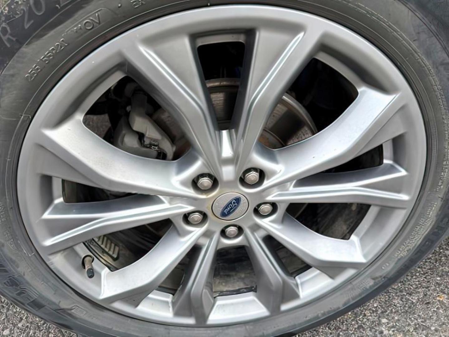 2020 BLUE /Sandstone Ford Explorer (1FMSK8FH2LG) with an EcoBoost 23L I-4 gasoline direct injection engine, Automatic transmission, located at 1175 N Woodruff Ave, Idaho Falls, ID, 83401, 43.506901, -111.999657 - At Timberline Auto, finding a great deal on your next vehicle is always easy! Our experienced sales staff's goal is to help find you the right vehicle at the right price! Our knowledgeable finance department has options for almost any credit score. We offer extended service contract options to prote - Photo#14