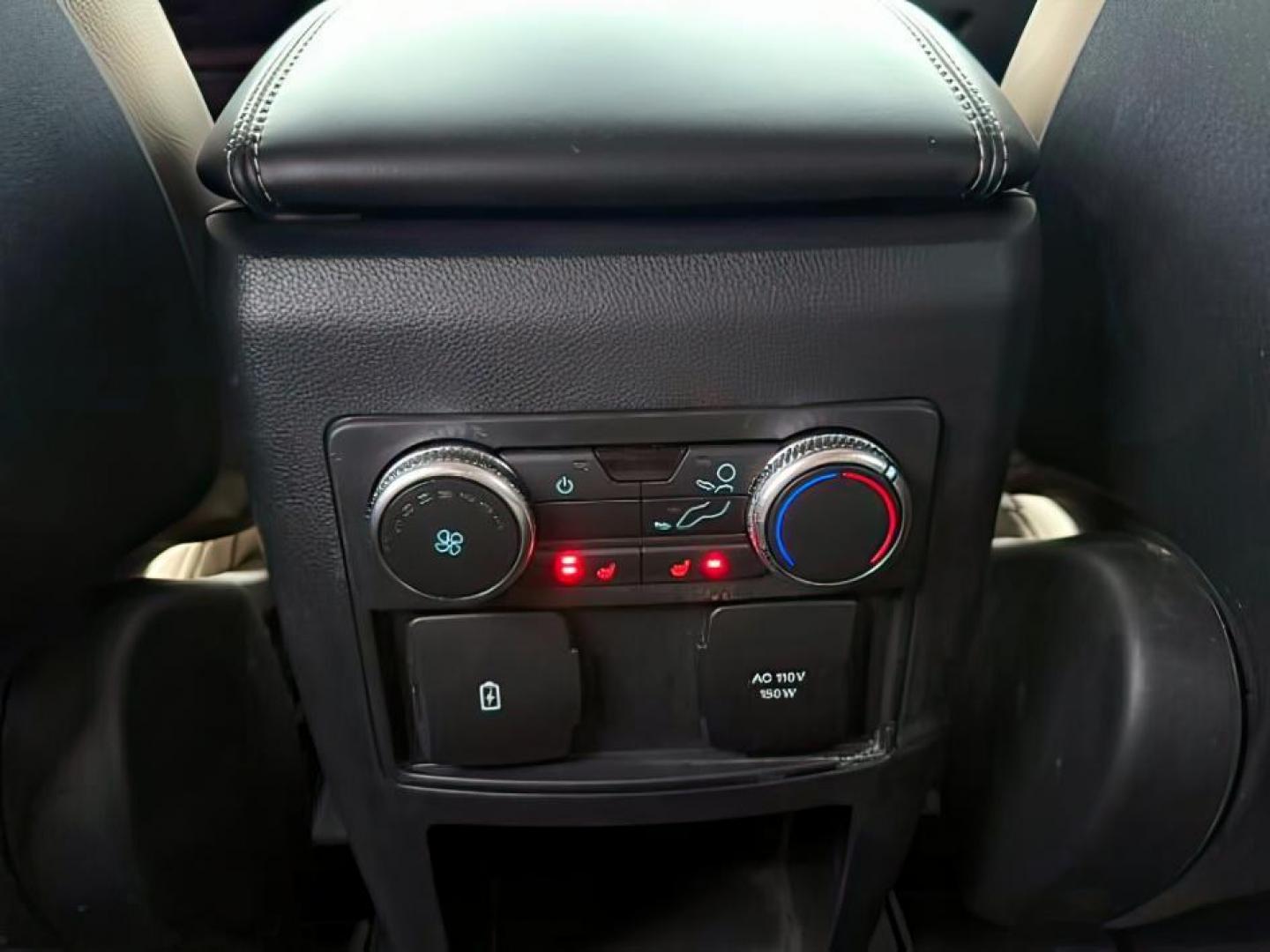 2020 BLUE /Sandstone Ford Explorer (1FMSK8FH2LG) with an EcoBoost 23L I-4 gasoline direct injection engine, Automatic transmission, located at 1175 N Woodruff Ave, Idaho Falls, ID, 83401, 43.506901, -111.999657 - At Timberline Auto, finding a great deal on your next vehicle is always easy! Our experienced sales staff's goal is to help find you the right vehicle at the right price! Our knowledgeable finance department has options for almost any credit score. We offer extended service contract options to prote - Photo#26