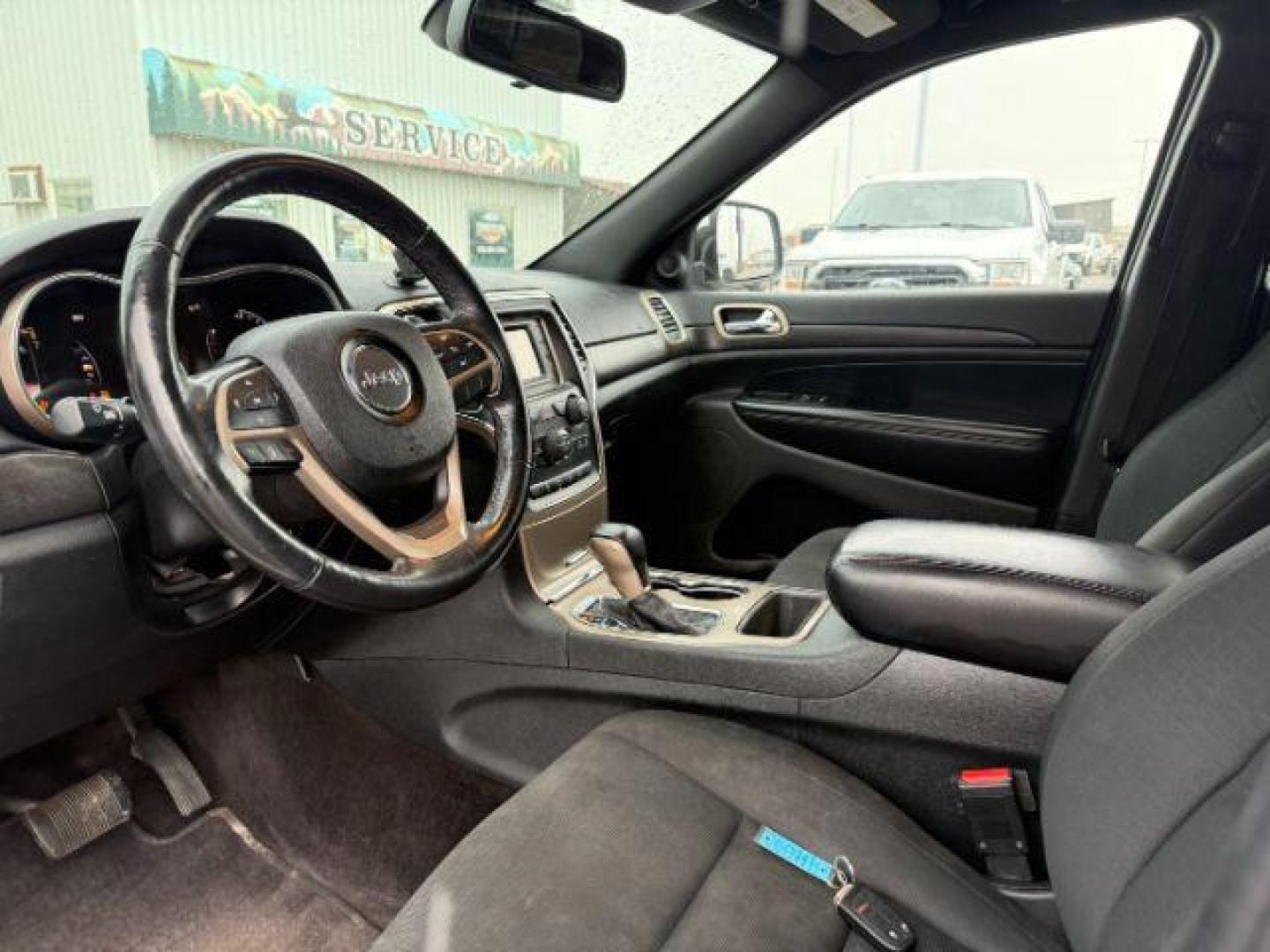 2016 Bright White Clearcoat /Black Jeep Grand Cherokee (1C4RJFAG8GC) with an Pentastar 36L V-6 DOHC engine, Automatic transmission, located at 1175 N Woodruff Ave, Idaho Falls, ID, 83401, 43.506901, -111.999657 - At Timberline Auto, finding a great deal on your next vehicle is always easy! Our experienced sales staff's goal is to help find you the right vehicle at the right price! Our knowledgeable finance department has options for almost any credit score. We offer extended service contract options to prote - Photo#34