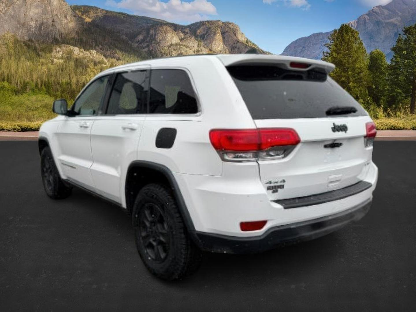 2016 Bright White Clearcoat /Black Jeep Grand Cherokee (1C4RJFAG8GC) with an Pentastar 36L V-6 DOHC engine, Automatic transmission, located at 1175 N Woodruff Ave, Idaho Falls, ID, 83401, 43.506901, -111.999657 - At Timberline Auto, finding a great deal on your next vehicle is always easy! Our experienced sales staff's goal is to help find you the right vehicle at the right price! Our knowledgeable finance department has options for almost any credit score. We offer extended service contract options to prote - Photo#2