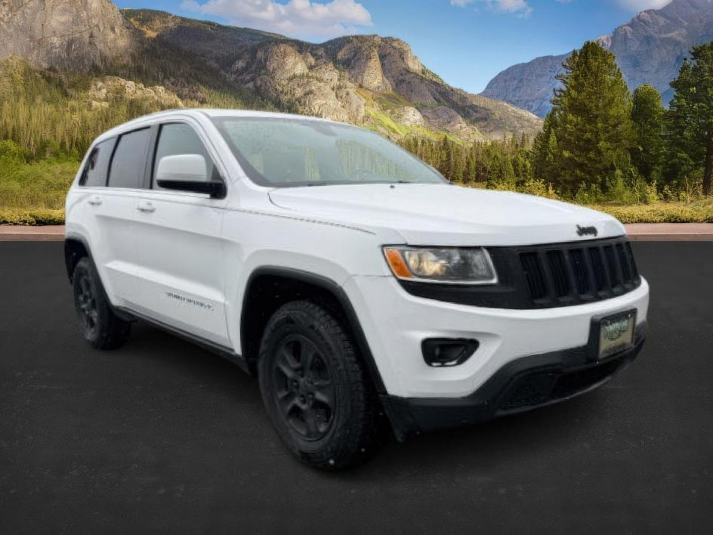 2016 Bright White Clearcoat /Black Jeep Grand Cherokee (1C4RJFAG8GC) with an Pentastar 36L V-6 DOHC engine, Automatic transmission, located at 1175 N Woodruff Ave, Idaho Falls, ID, 83401, 43.506901, -111.999657 - At Timberline Auto, finding a great deal on your next vehicle is always easy! Our experienced sales staff's goal is to help find you the right vehicle at the right price! Our knowledgeable finance department has options for almost any credit score. We offer extended service contract options to prote - Photo#8