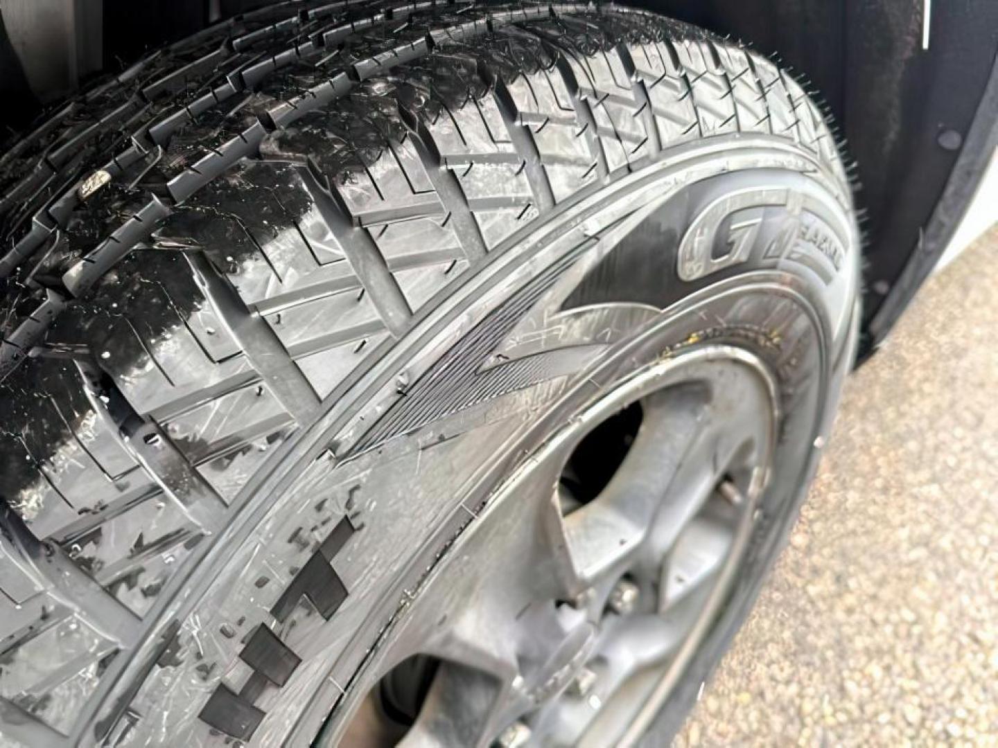 2016 Bright White Clearcoat /Black Jeep Grand Cherokee (1C4RJFAG8GC) with an Pentastar 36L V-6 DOHC engine, Automatic transmission, located at 1175 N Woodruff Ave, Idaho Falls, ID, 83401, 43.506901, -111.999657 - At Timberline Auto, finding a great deal on your next vehicle is always easy! Our experienced sales staff's goal is to help find you the right vehicle at the right price! Our knowledgeable finance department has options for almost any credit score. We offer extended service contract options to prote - Photo#10