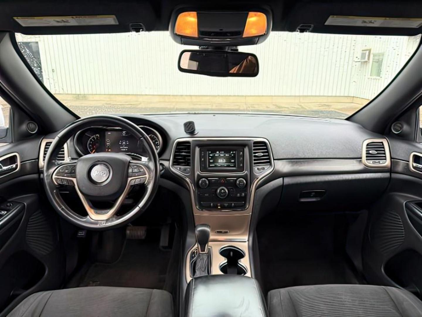 2016 Bright White Clearcoat /Black Jeep Grand Cherokee (1C4RJFAG8GC) with an Pentastar 36L V-6 DOHC engine, Automatic transmission, located at 1175 N Woodruff Ave, Idaho Falls, ID, 83401, 43.506901, -111.999657 - At Timberline Auto, finding a great deal on your next vehicle is always easy! Our experienced sales staff's goal is to help find you the right vehicle at the right price! Our knowledgeable finance department has options for almost any credit score. We offer extended service contract options to prote - Photo#19