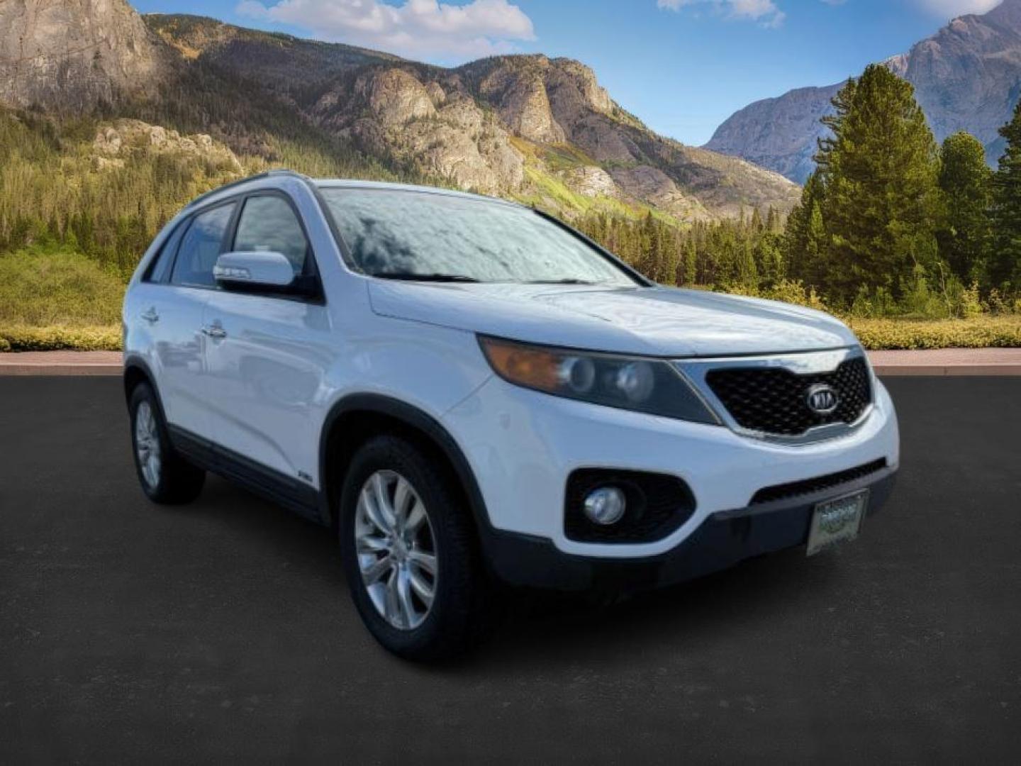 2011 Snow White Pearl /Black KIA Sorento (5XYKUDA20BG) with an 35L V-6 DOHC engine, Automatic transmission, located at 1175 N Woodruff Ave, Idaho Falls, ID, 83401, 43.506901, -111.999657 - At Timberline Auto, finding a great deal on your next vehicle is always easy! Our experienced sales staff's goal is to help find you the right vehicle at the right price! Our knowledgeable finance department has options for almost any credit score. We offer extended service contract options to prote - Photo#7