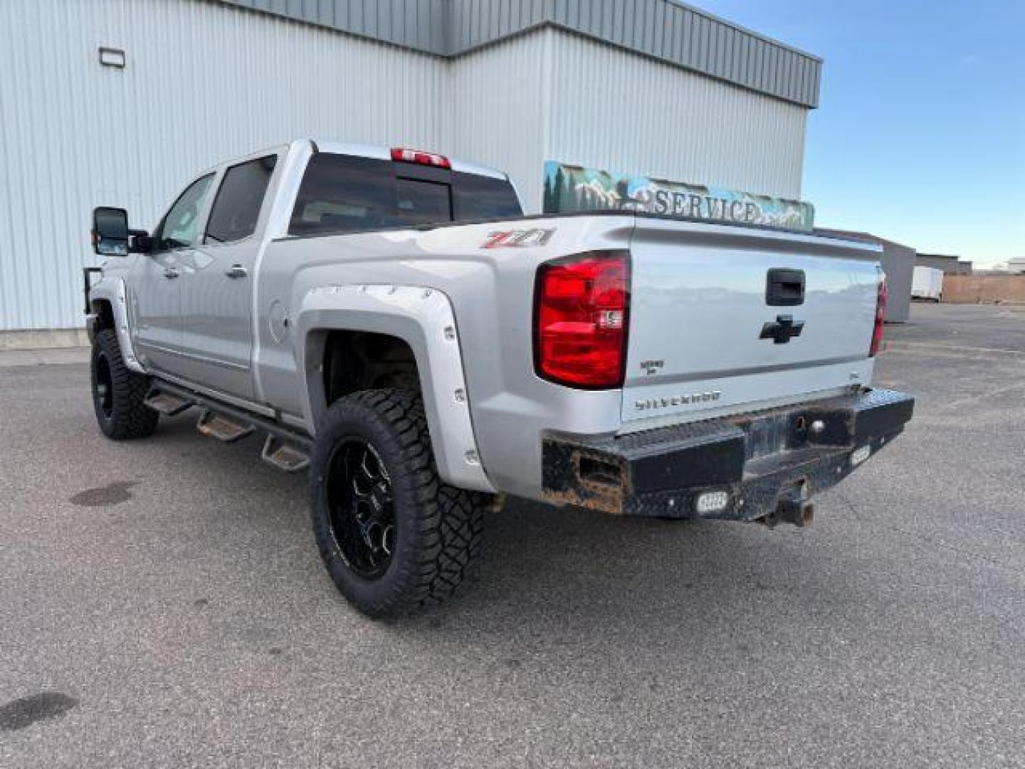 2016 Silver Ice Metallic /Jet Black Chevrolet Silverado 2500HD (1GC1KWE8XGF) with an 66L V8 16V OHV TURBO DIESEL engine, Automatic transmission, located at 1175 N Woodruff Ave, Idaho Falls, ID, 83401, 43.506901, -111.999657 - At Timberline Auto, finding a great deal on your next vehicle is always easy! Our experienced sales staff's goal is to help find you the right vehicle at the right price! Our knowledgeable finance department has options for almost any credit score. We offer extended service contract options to prote - Photo#28