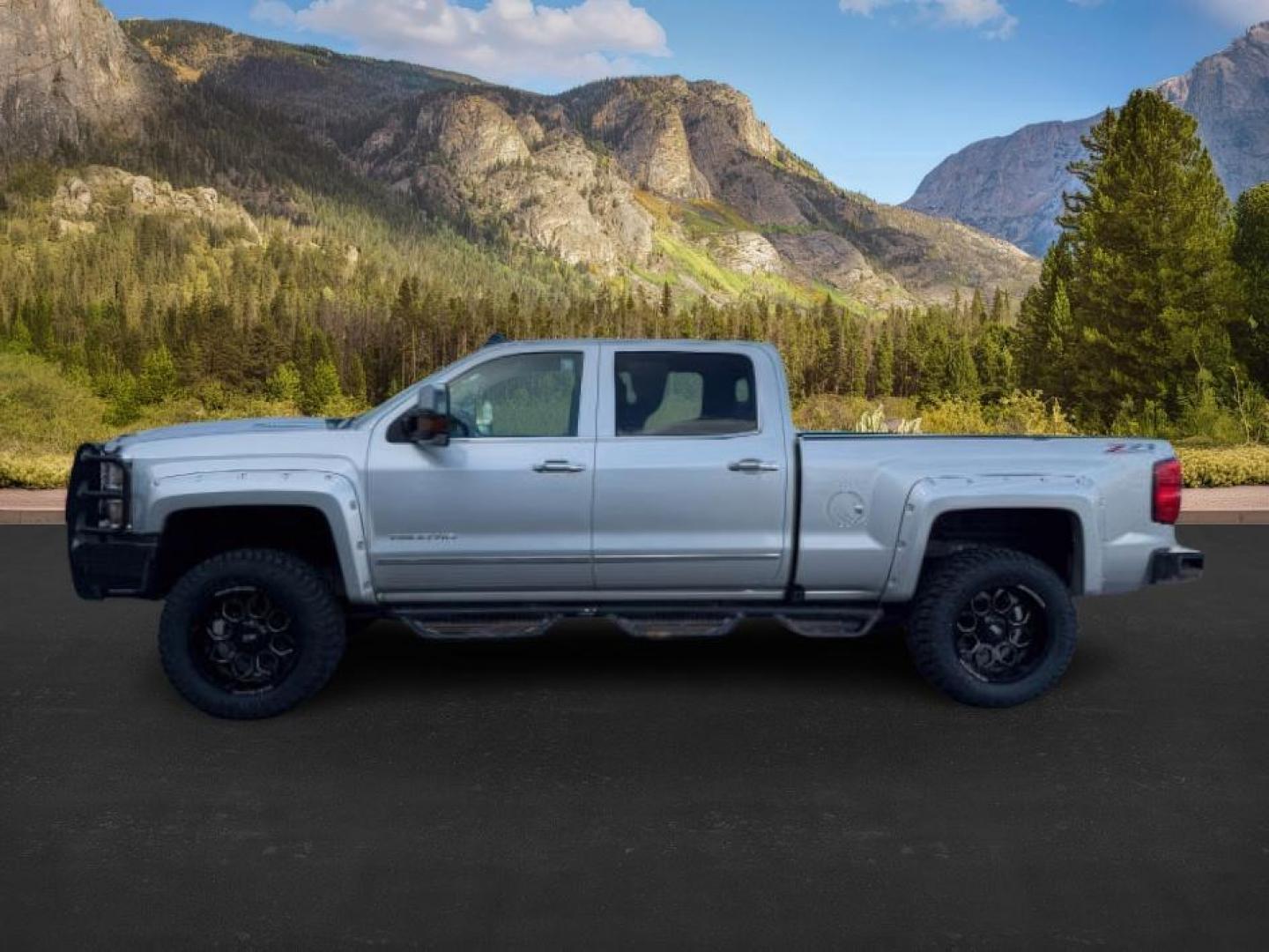 2016 Silver Ice Metallic /Jet Black Chevrolet Silverado 2500HD (1GC1KWE8XGF) with an 66L V8 16V OHV TURBO DIESEL engine, Automatic transmission, located at 1175 N Woodruff Ave, Idaho Falls, ID, 83401, 43.506901, -111.999657 - At Timberline Auto, finding a great deal on your next vehicle is always easy! Our experienced sales staff's goal is to help find you the right vehicle at the right price! Our knowledgeable finance department has options for almost any credit score. We offer extended service contract options to prote - Photo#1