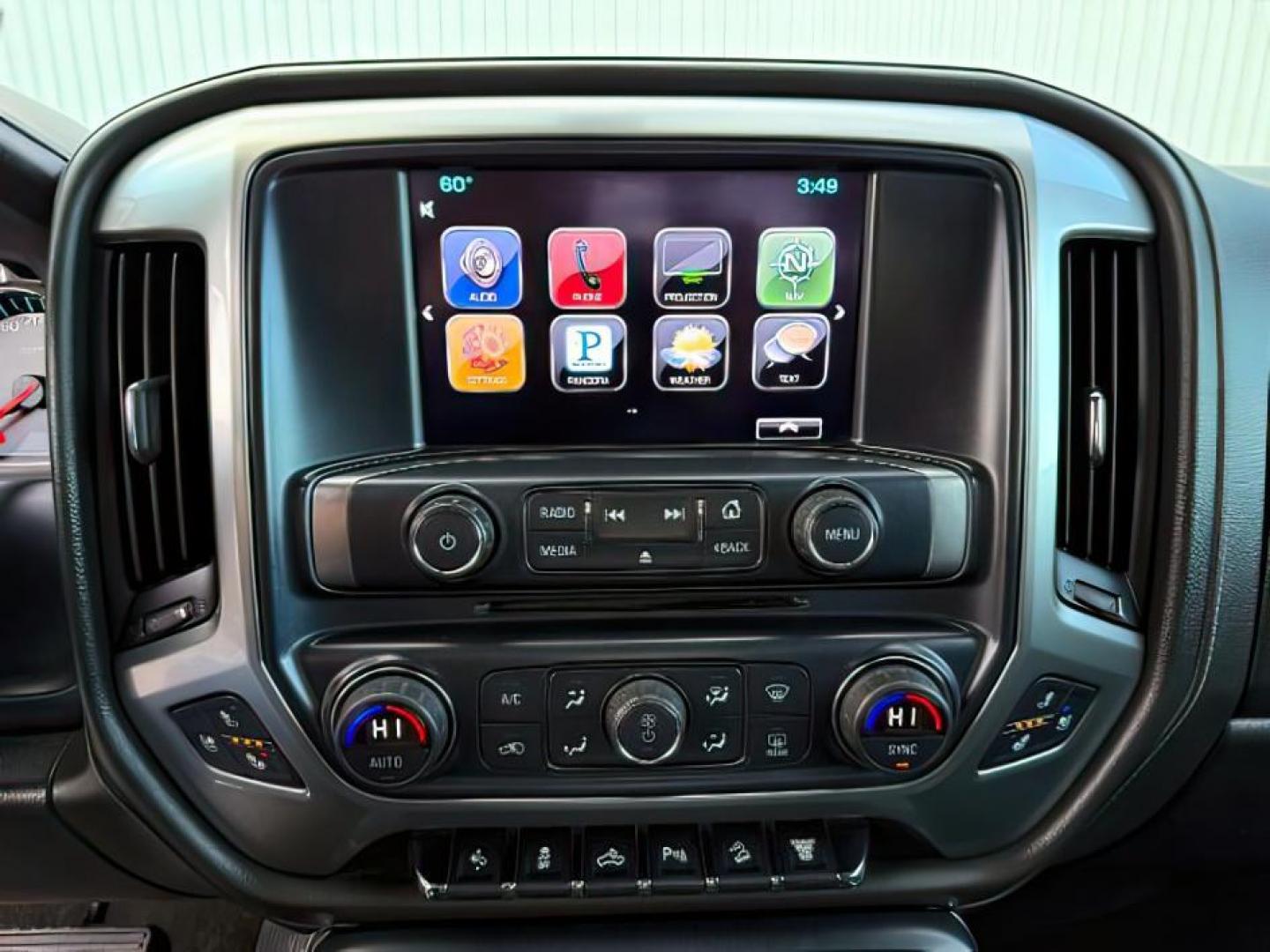 2016 Silver Ice Metallic /Jet Black Chevrolet Silverado 2500HD (1GC1KWE8XGF) with an 66L V8 16V OHV TURBO DIESEL engine, Automatic transmission, located at 1175 N Woodruff Ave, Idaho Falls, ID, 83401, 43.506901, -111.999657 - At Timberline Auto, finding a great deal on your next vehicle is always easy! Our experienced sales staff's goal is to help find you the right vehicle at the right price! Our knowledgeable finance department has options for almost any credit score. We offer extended service contract options to prote - Photo#16