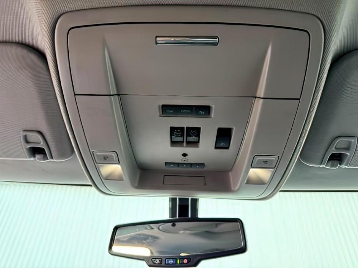 2016 Silver Ice Metallic /Jet Black Chevrolet Silverado 2500HD (1GC1KWE8XGF) with an 66L V8 16V OHV TURBO DIESEL engine, Automatic transmission, located at 1175 N Woodruff Ave, Idaho Falls, ID, 83401, 43.506901, -111.999657 - At Timberline Auto, finding a great deal on your next vehicle is always easy! Our experienced sales staff's goal is to help find you the right vehicle at the right price! Our knowledgeable finance department has options for almost any credit score. We offer extended service contract options to prote - Photo#19