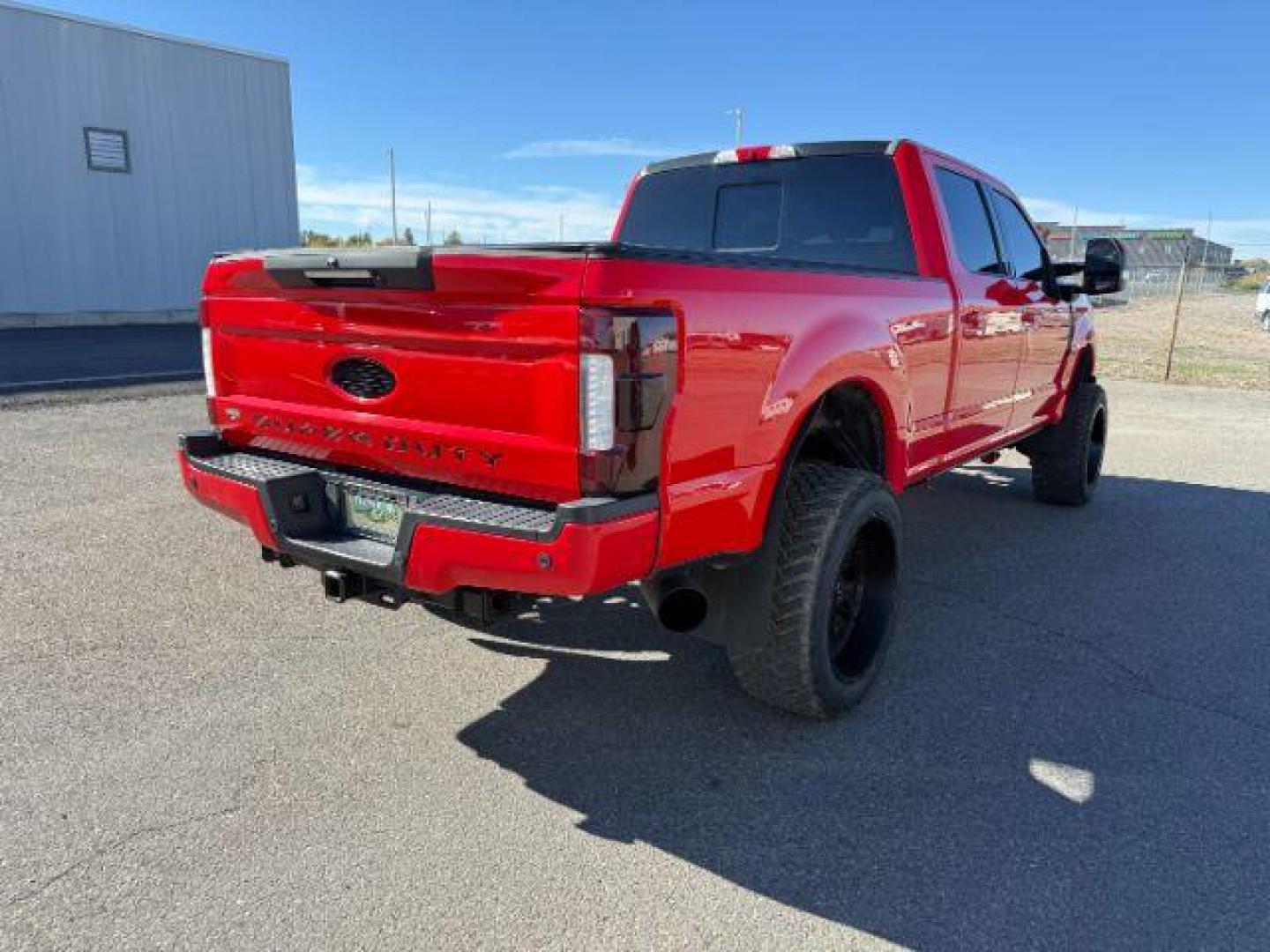 2017 RED /Black Ford F-350 (1FT8W3BT4HE) with an Powerstroke 67L V-8 diesel direct injection engine, Automatic transmission, located at 1175 N Woodruff Ave, Idaho Falls, ID, 83401, 43.506901, -111.999657 - At Timberline Auto, finding a great deal on your next vehicle is always easy! Our experienced sales staff's goal is to help find you the right vehicle at the right price! Our knowledgeable finance department has options for almost any credit score. We offer extended service contract options to prote - Photo#31