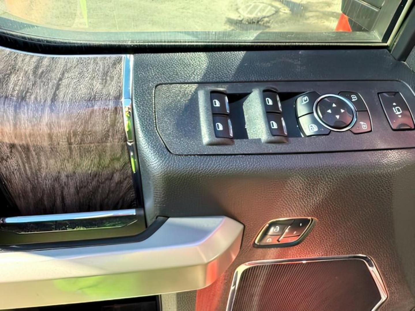 2017 RED /Black Ford F-350 (1FT8W3BT4HE) with an Powerstroke 67L V-8 diesel direct injection engine, Automatic transmission, located at 1175 N Woodruff Ave, Idaho Falls, ID, 83401, 43.506901, -111.999657 - At Timberline Auto, finding a great deal on your next vehicle is always easy! Our experienced sales staff's goal is to help find you the right vehicle at the right price! Our knowledgeable finance department has options for almost any credit score. We offer extended service contract options to prote - Photo#21