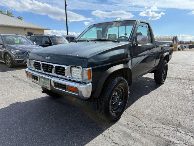 photo of 1993 Nissan 4x4 Truck DLX