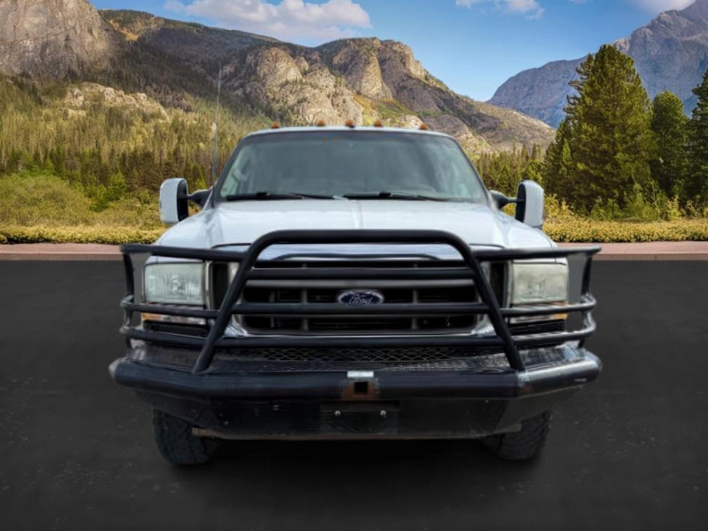 2003 Oxford White Clearcoat /Castano Brown Ford F-250 (1FTNW21P13E) with an Powerstroke 6L V-8 diesel direct injection engine, Automatic transmission, located at 1175 N Woodruff Ave, Idaho Falls, ID, 83401, 43.506901, -111.999657 - At Timberline Auto, finding a great deal on your next vehicle is always easy! Our experienced sales staff's goal is to help find you the right vehicle at the right price! Our knowledgeable finance department has options for almost any credit score. We offer extended service contract options to prote - Photo#8