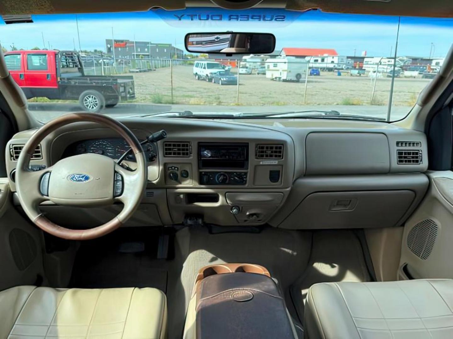 2003 Oxford White Clearcoat /Castano Brown Ford F-250 (1FTNW21P13E) with an Powerstroke 6L V-8 diesel direct injection engine, Automatic transmission, located at 1175 N Woodruff Ave, Idaho Falls, ID, 83401, 43.506901, -111.999657 - At Timberline Auto, finding a great deal on your next vehicle is always easy! Our experienced sales staff's goal is to help find you the right vehicle at the right price! Our knowledgeable finance department has options for almost any credit score. We offer extended service contract options to prote - Photo#19
