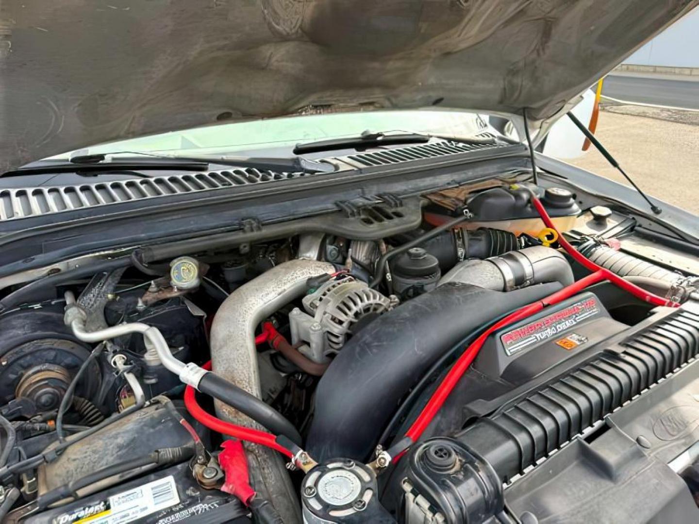 2003 Oxford White Clearcoat /Castano Brown Ford F-250 (1FTNW21P13E) with an Powerstroke 6L V-8 diesel direct injection engine, Automatic transmission, located at 1175 N Woodruff Ave, Idaho Falls, ID, 83401, 43.506901, -111.999657 - At Timberline Auto, finding a great deal on your next vehicle is always easy! Our experienced sales staff's goal is to help find you the right vehicle at the right price! Our knowledgeable finance department has options for almost any credit score. We offer extended service contract options to prote - Photo#21