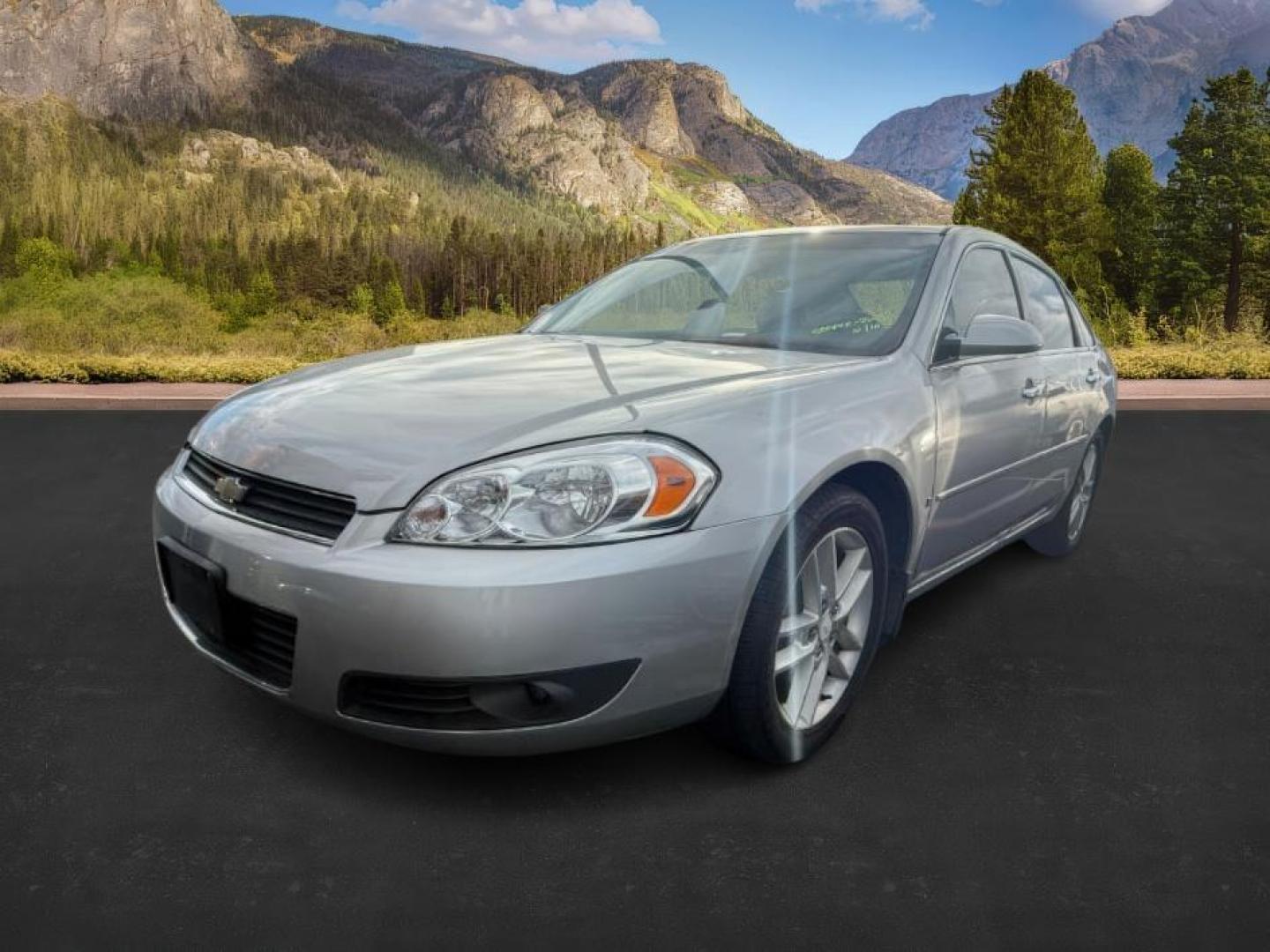 2008 SILVER /Ebony Chevrolet Impala (2G1WU583089) with an 39L V-6 variable valve control engine, Automatic transmission, located at 1175 N Woodruff Ave, Idaho Falls, ID, 83401, 43.506901, -111.999657 - At Timberline Auto, finding a great deal on your next vehicle is always easy! Our experienced sales staff's goal is to help find you the right vehicle at the right price! Our knowledgeable finance department has options for almost any credit score. We offer extended service contract options to prote - Photo#0