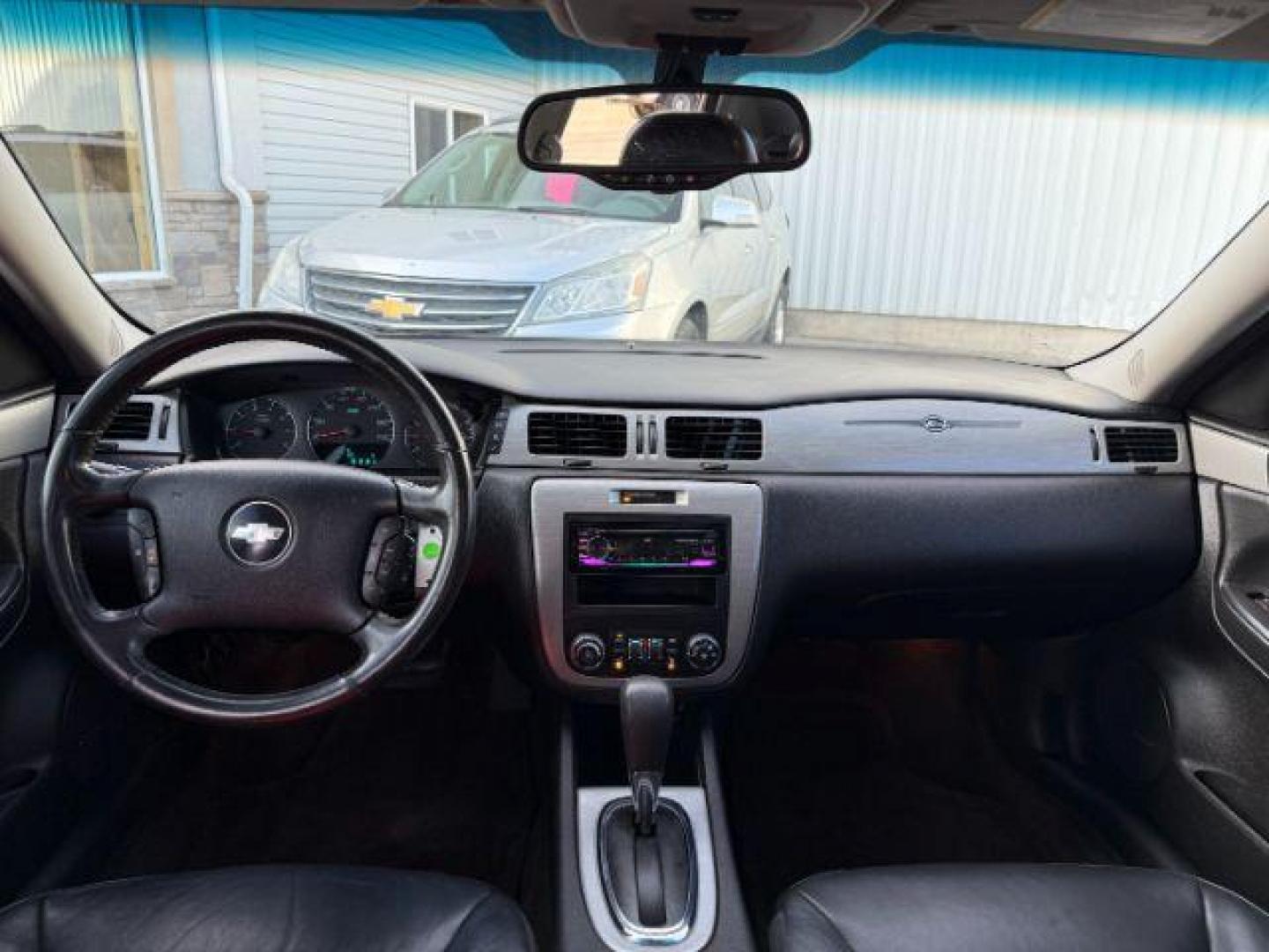 2008 SILVER /Ebony Chevrolet Impala (2G1WU583089) with an 39L V-6 variable valve control engine, Automatic transmission, located at 1175 N Woodruff Ave, Idaho Falls, ID, 83401, 43.506901, -111.999657 - At Timberline Auto, finding a great deal on your next vehicle is always easy! Our experienced sales staff's goal is to help find you the right vehicle at the right price! Our knowledgeable finance department has options for almost any credit score. We offer extended service contract options to prote - Photo#39