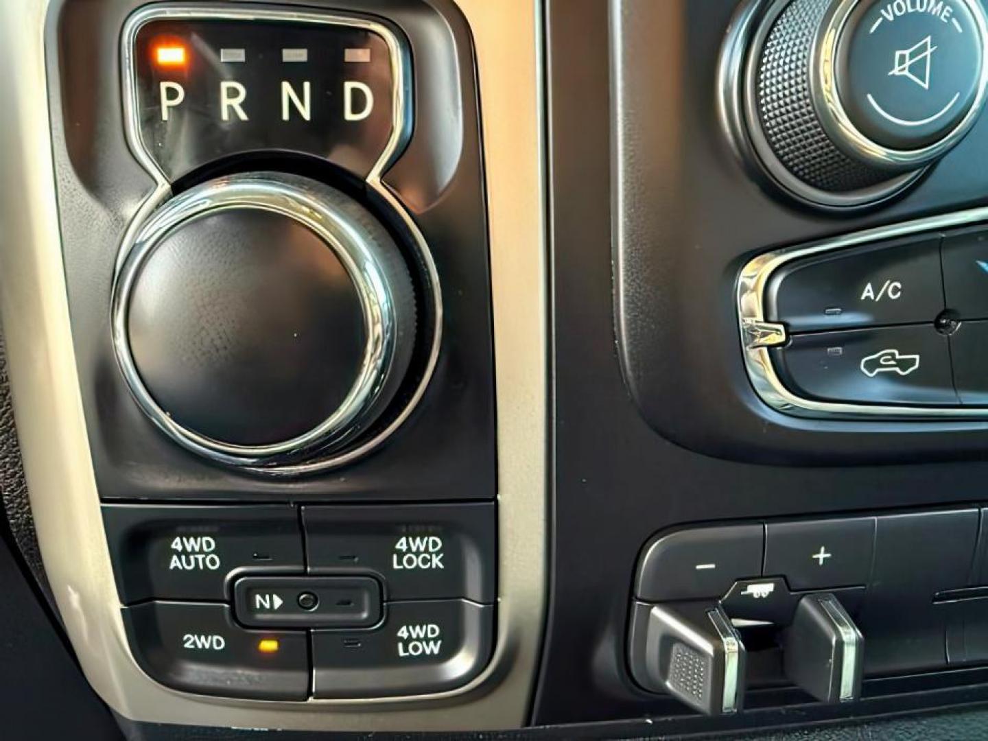 2016 BLUE /CLOTH Ram 1500 (1C6RR7TT0GS) with an 57 V8 engine, Automatic transmission, located at 1175 N Woodruff Ave, Idaho Falls, ID, 83401, 43.506901, -111.999657 - At Timberline Auto, finding a great deal on your next vehicle is always easy! Our experienced sales staff's goal is to help find you the right vehicle at the right price! Our knowledgeable finance department has options for almost any credit score. We offer extended service contract options to prote - Photo#17