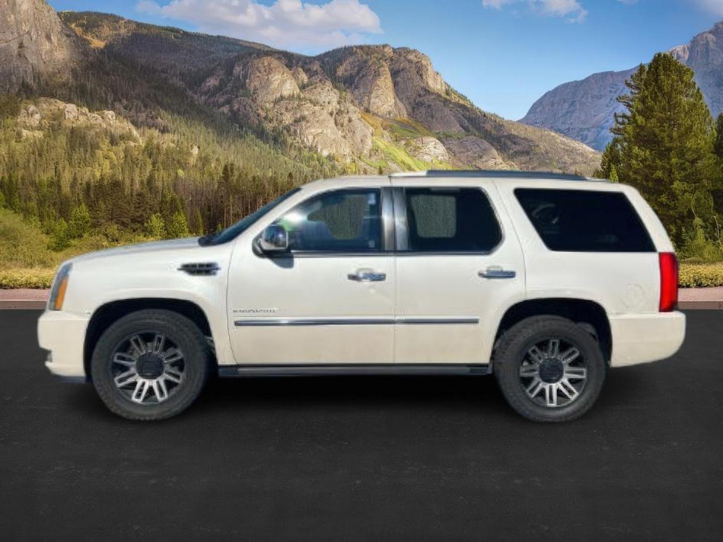 2011 WHITE /Ebony/Ebony Accents Cadillac Escalade (1GYS4CEF1BR) with an Vortec 62L V-8 variable valve control engine, Automatic transmission, located at 1175 N Woodruff Ave, Idaho Falls, ID, 83401, 43.506901, -111.999657 - At Timberline Auto, finding a great deal on your next vehicle is always easy! Our experienced sales staff's goal is to help find you the right vehicle at the right price! Our knowledgeable finance department has options for almost any credit score. We offer extended service contract options to prote - Photo#0