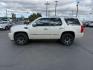 2011 WHITE /Ebony/Ebony Accents Cadillac Escalade (1GYS4CEF1BR) with an Vortec 62L V-8 variable valve control engine, Automatic transmission, located at 1175 N Woodruff Ave, Idaho Falls, ID, 83401, 43.506901, -111.999657 - At Timberline Auto, finding a great deal on your next vehicle is always easy! Our experienced sales staff's goal is to help find you the right vehicle at the right price! Our knowledgeable finance department has options for almost any credit score. We offer extended service contract options to prote - Photo#25