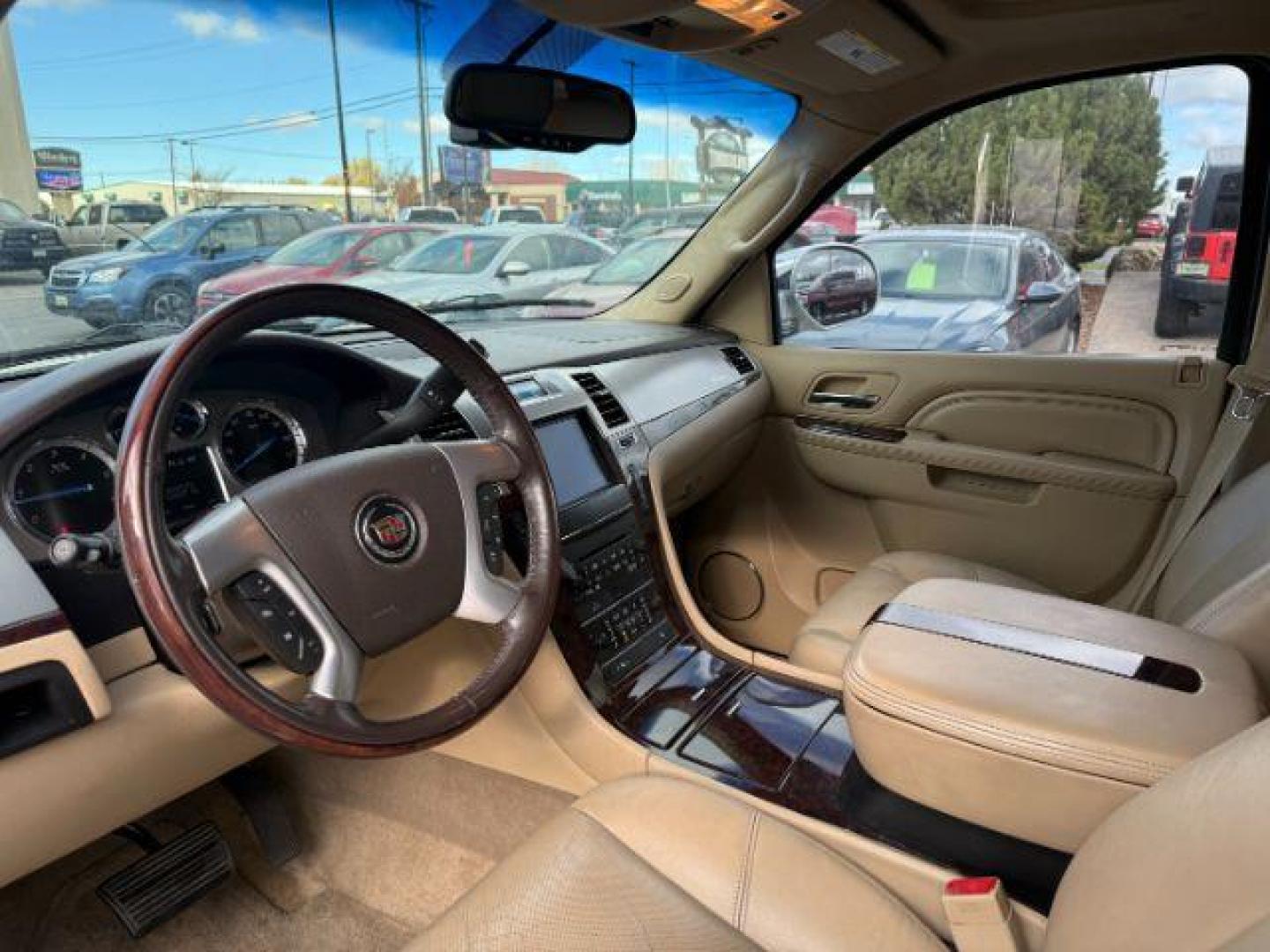 2011 WHITE /Ebony/Ebony Accents Cadillac Escalade (1GYS4CEF1BR) with an Vortec 62L V-8 variable valve control engine, Automatic transmission, located at 1175 N Woodruff Ave, Idaho Falls, ID, 83401, 43.506901, -111.999657 - At Timberline Auto, finding a great deal on your next vehicle is always easy! Our experienced sales staff's goal is to help find you the right vehicle at the right price! Our knowledgeable finance department has options for almost any credit score. We offer extended service contract options to prote - Photo#38