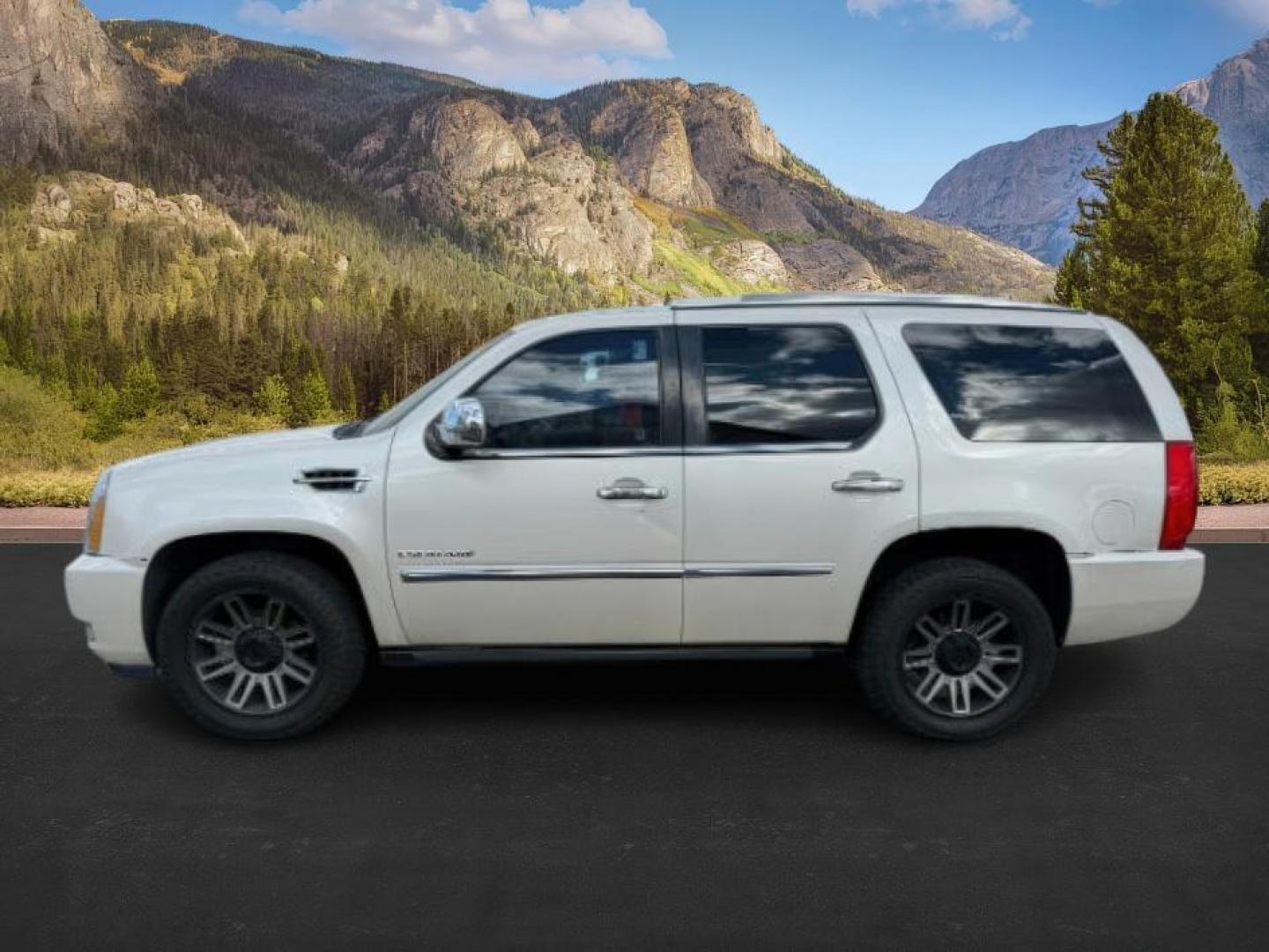 2011 WHITE /Ebony/Ebony Accents Cadillac Escalade (1GYS4CEF1BR) with an Vortec 62L V-8 variable valve control engine, Automatic transmission, located at 1175 N Woodruff Ave, Idaho Falls, ID, 83401, 43.506901, -111.999657 - At Timberline Auto, finding a great deal on your next vehicle is always easy! Our experienced sales staff's goal is to help find you the right vehicle at the right price! Our knowledgeable finance department has options for almost any credit score. We offer extended service contract options to prote - Photo#1
