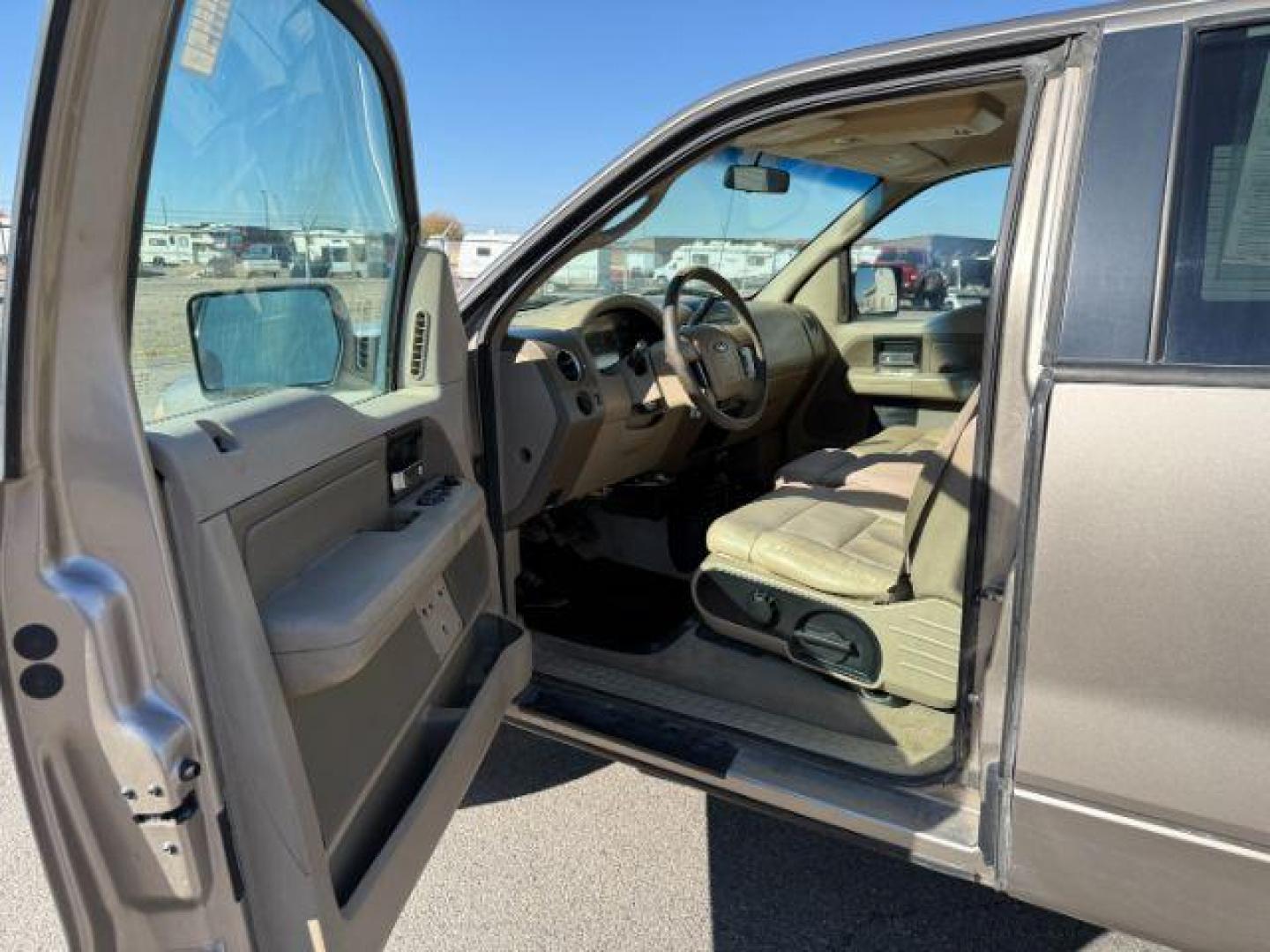 2005 TAN /TAN Ford F-150 (1FTPX14555F) with an 54 engine, Automatic transmission, located at 1175 N Woodruff Ave, Idaho Falls, ID, 83401, 43.506901, -111.999657 - At Timberline Auto, finding a great deal on your next vehicle is always easy! Our experienced sales staff's goal is to help find you the right vehicle at the right price! Our knowledgeable finance department has options for almost any credit score. We offer extended service contract options to prote - Photo#31
