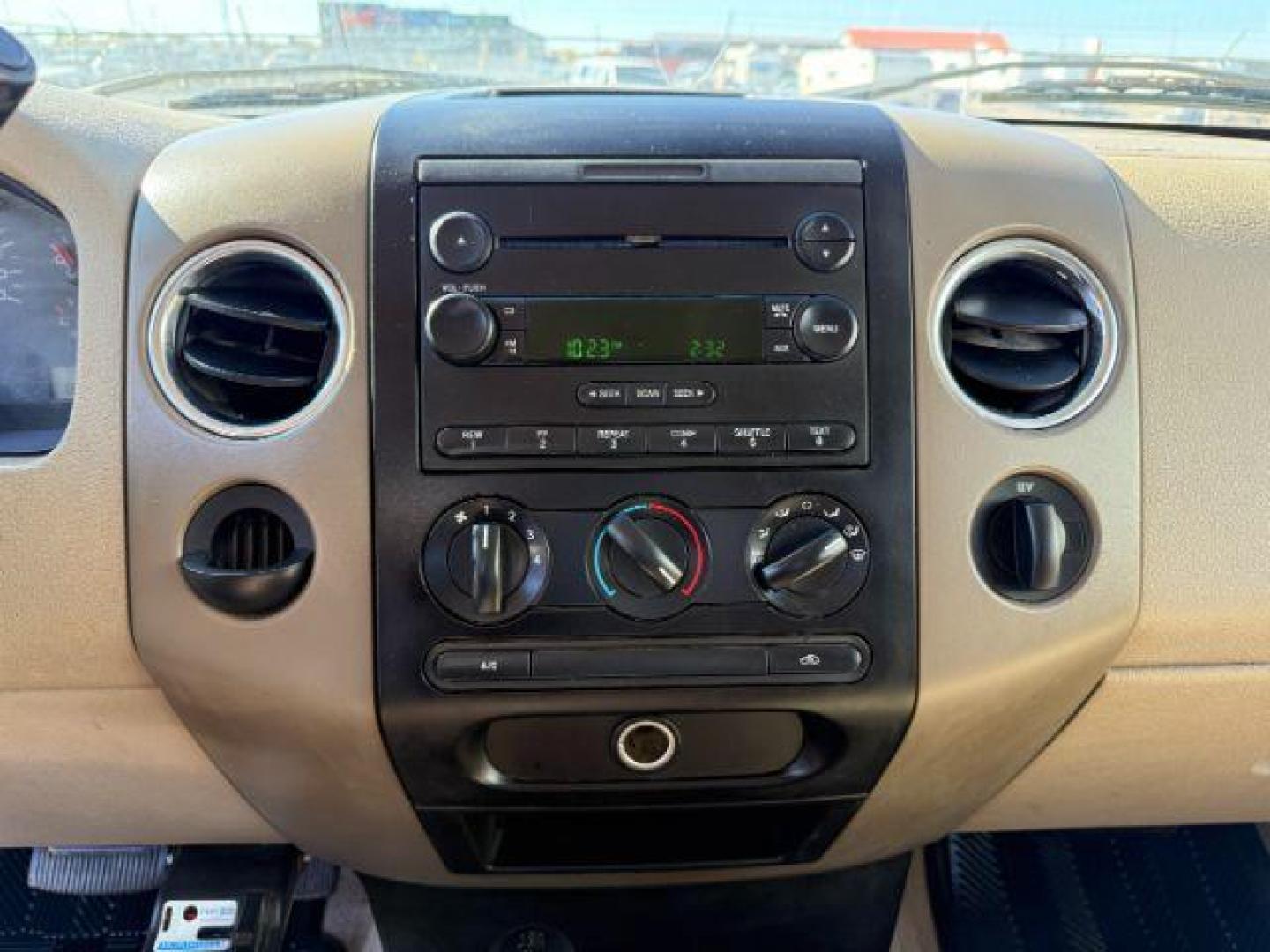 2005 TAN /TAN Ford F-150 (1FTPX14555F) with an 54 engine, Automatic transmission, located at 1175 N Woodruff Ave, Idaho Falls, ID, 83401, 43.506901, -111.999657 - At Timberline Auto, finding a great deal on your next vehicle is always easy! Our experienced sales staff's goal is to help find you the right vehicle at the right price! Our knowledgeable finance department has options for almost any credit score. We offer extended service contract options to prote - Photo#35