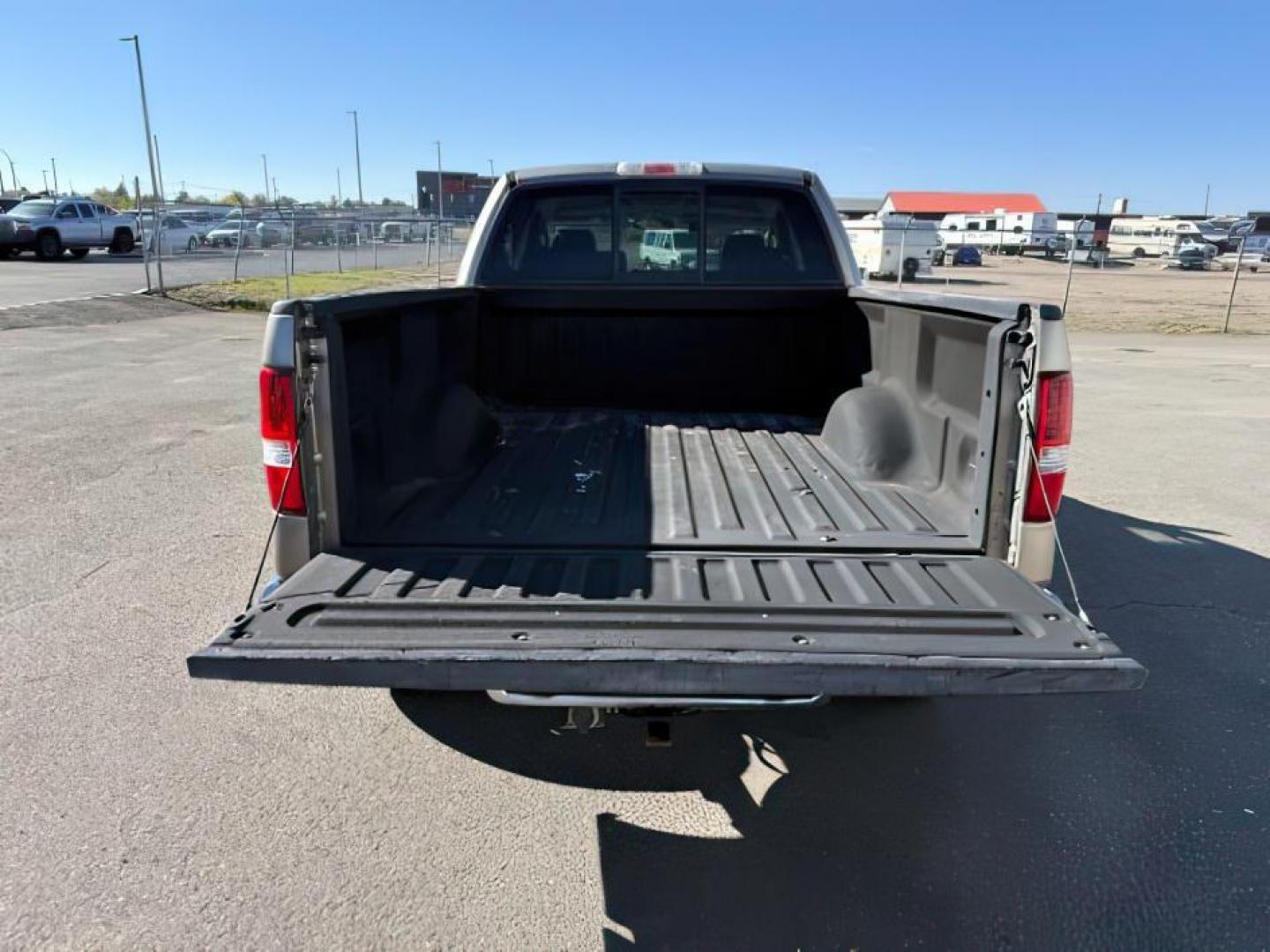2005 TAN /TAN Ford F-150 (1FTPX14555F) with an 54 engine, Automatic transmission, located at 1175 N Woodruff Ave, Idaho Falls, ID, 83401, 43.506901, -111.999657 - At Timberline Auto, finding a great deal on your next vehicle is always easy! Our experienced sales staff's goal is to help find you the right vehicle at the right price! Our knowledgeable finance department has options for almost any credit score. We offer extended service contract options to prote - Photo#4