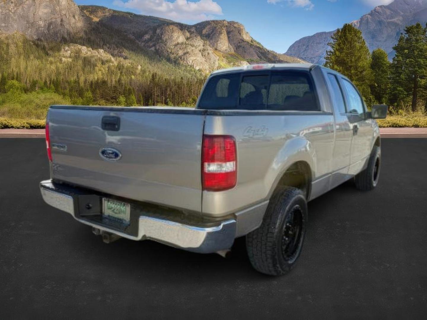 2005 TAN /TAN Ford F-150 (1FTPX14555F) with an 54 engine, Automatic transmission, located at 1175 N Woodruff Ave, Idaho Falls, ID, 83401, 43.506901, -111.999657 - At Timberline Auto, finding a great deal on your next vehicle is always easy! Our experienced sales staff's goal is to help find you the right vehicle at the right price! Our knowledgeable finance department has options for almost any credit score. We offer extended service contract options to prote - Photo#5