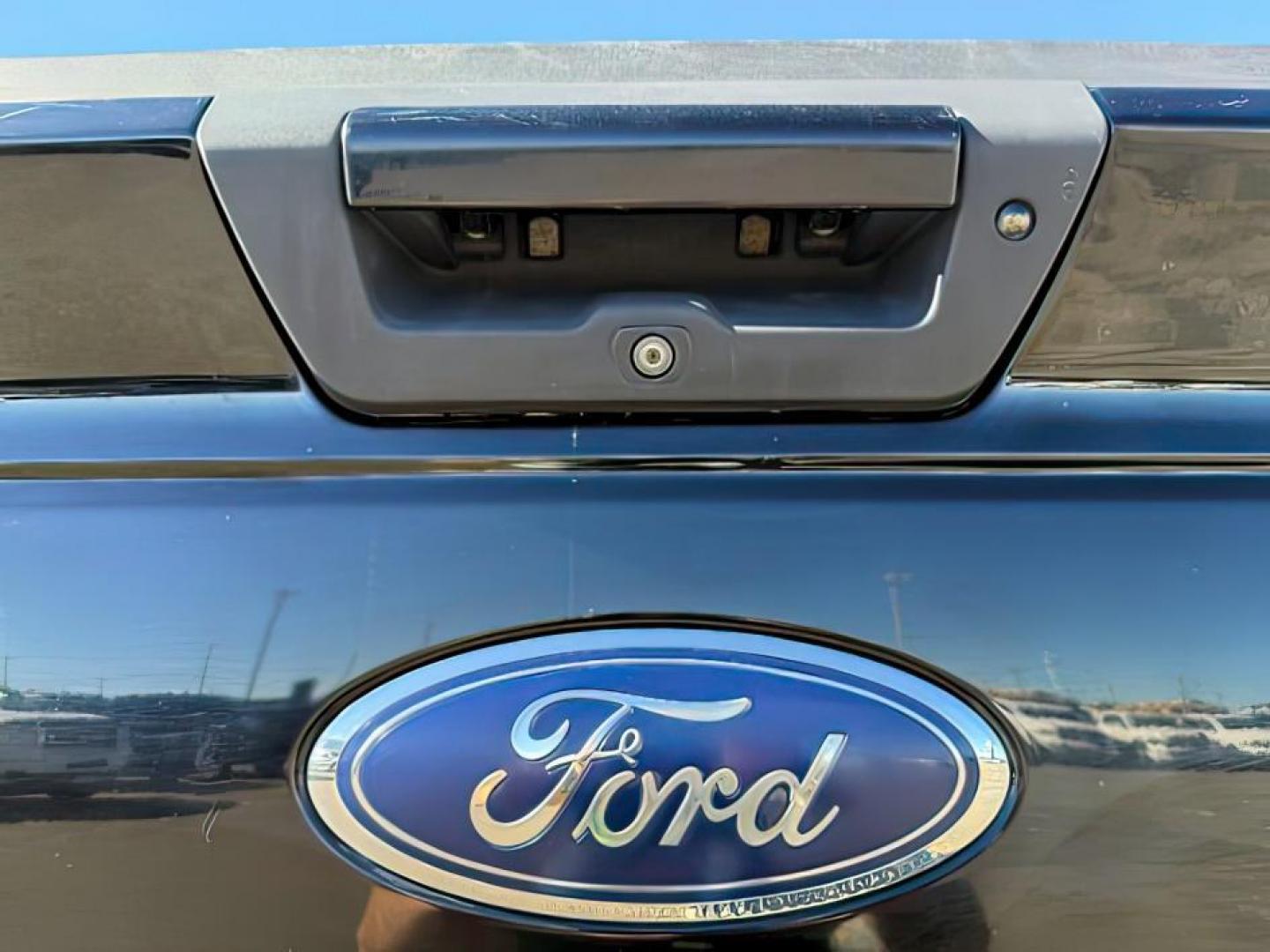 2016 Shadow Black /Black Ford F-150 (1FTFW1EG9GF) with an EcoBoost 35L V-6 gasoline direct injection engine, Automatic transmission, located at 1175 N Woodruff Ave, Idaho Falls, ID, 83401, 43.506901, -111.999657 - At Timberline Auto, finding a great deal on your next vehicle is always easy! Our experienced sales staff's goal is to help find you the right vehicle at the right price! Our knowledgeable finance department has options for almost any credit score. We offer extended service contract options to prote - Photo#4