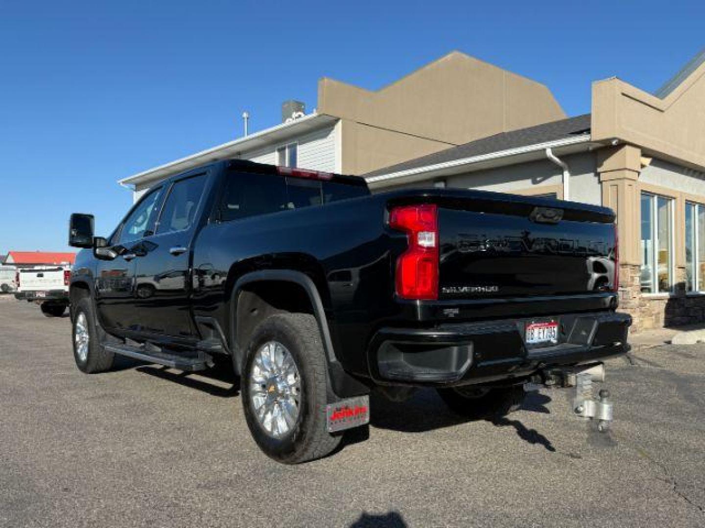 2021 BLACK /Jet Black Chevrolet Silverado 3500HD (1GC4YUEY4MF) with an Duramax 66L V-8 diesel direct injection engine, Automatic transmission, located at 1175 N Woodruff Ave, Idaho Falls, ID, 83401, 43.506901, -111.999657 - At Timberline Auto, finding a great deal on your next vehicle is always easy! Our experienced sales staff's goal is to help find you the right vehicle at the right price! Our knowledgeable finance department has options for almost any credit score. We offer extended service contract options to prote - Photo#28
