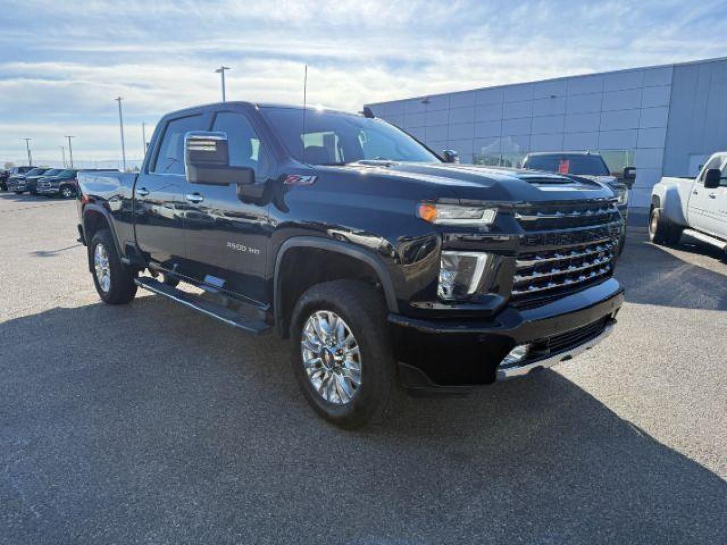 2021 BLACK /Jet Black Chevrolet Silverado 3500HD (1GC4YUEY4MF) with an Duramax 66L V-8 diesel direct injection engine, Automatic transmission, located at 1175 N Woodruff Ave, Idaho Falls, ID, 83401, 43.506901, -111.999657 - At Timberline Auto, finding a great deal on your next vehicle is always easy! Our experienced sales staff's goal is to help find you the right vehicle at the right price! Our knowledgeable finance department has options for almost any credit score. We offer extended service contract options to prote - Photo#34