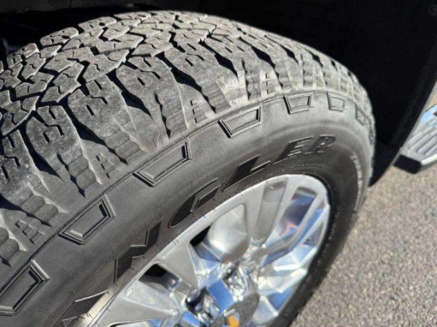 2021 BLACK /Jet Black Chevrolet Silverado 3500HD (1GC4YUEY4MF) with an Duramax 66L V-8 diesel direct injection engine, Automatic transmission, located at 1175 N Woodruff Ave, Idaho Falls, ID, 83401, 43.506901, -111.999657 - At Timberline Auto, finding a great deal on your next vehicle is always easy! Our experienced sales staff's goal is to help find you the right vehicle at the right price! Our knowledgeable finance department has options for almost any credit score. We offer extended service contract options to prote - Photo#36