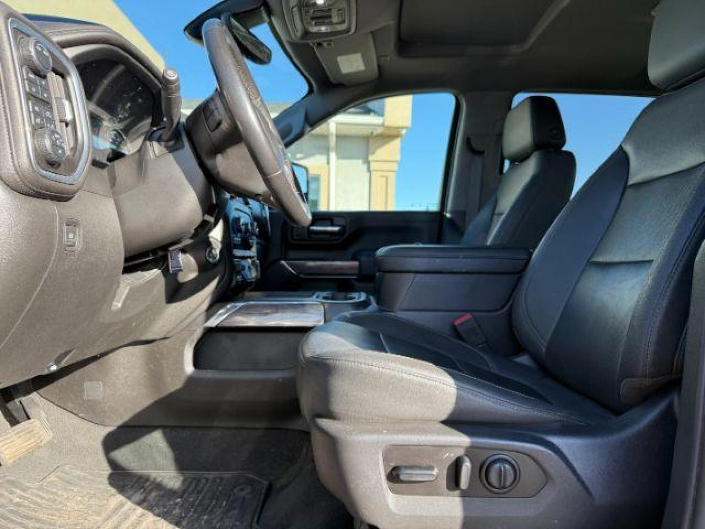 2021 BLACK /Jet Black Chevrolet Silverado 3500HD (1GC4YUEY4MF) with an Duramax 66L V-8 diesel direct injection engine, Automatic transmission, located at 1175 N Woodruff Ave, Idaho Falls, ID, 83401, 43.506901, -111.999657 - At Timberline Auto, finding a great deal on your next vehicle is always easy! Our experienced sales staff's goal is to help find you the right vehicle at the right price! Our knowledgeable finance department has options for almost any credit score. We offer extended service contract options to prote - Photo#38