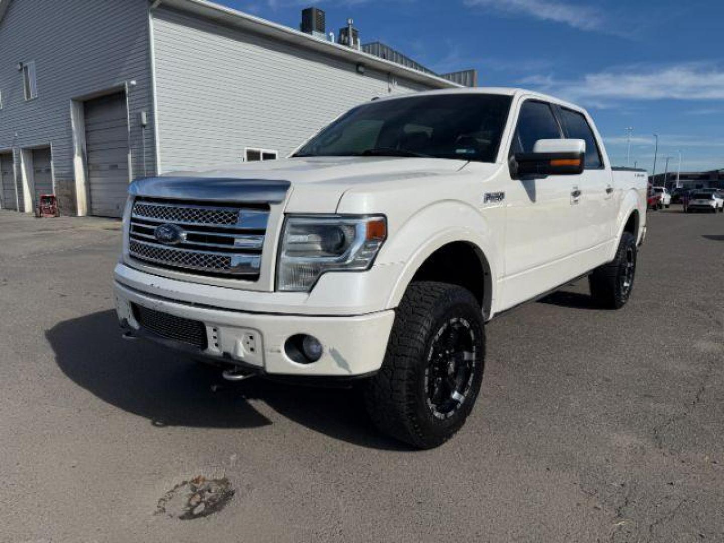 2013 WHITE /LIMITED Ford F-150 LIMITED (1FTFW1ET7DF) with an 3.5L V6 engine, AUTOMATIC transmission, located at 1235 N Woodruff Ave., Idaho Falls, 83401, (208) 523-1053, 43.507172, -112.000488 - At Timberline Auto, finding a great deal on your next vehicle is always easy! Our experienced sales staff's goal is to help find you the right vehicle at the right price! Our knowledgeable finance department has options for almost any credit score. We offer extended service contract options to prote - Photo#22