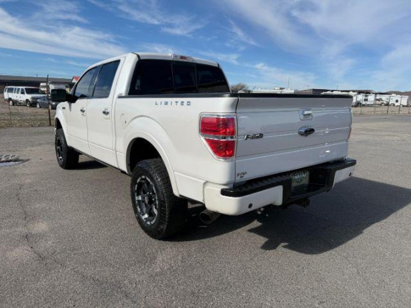 2013 WHITE /LIMITED Ford F-150 LIMITED (1FTFW1ET7DF) with an 3.5L V6 engine, AUTOMATIC transmission, located at 1235 N Woodruff Ave., Idaho Falls, 83401, (208) 523-1053, 43.507172, -112.000488 - At Timberline Auto, finding a great deal on your next vehicle is always easy! Our experienced sales staff's goal is to help find you the right vehicle at the right price! Our knowledgeable finance department has options for almost any credit score. We offer extended service contract options to prote - Photo#24