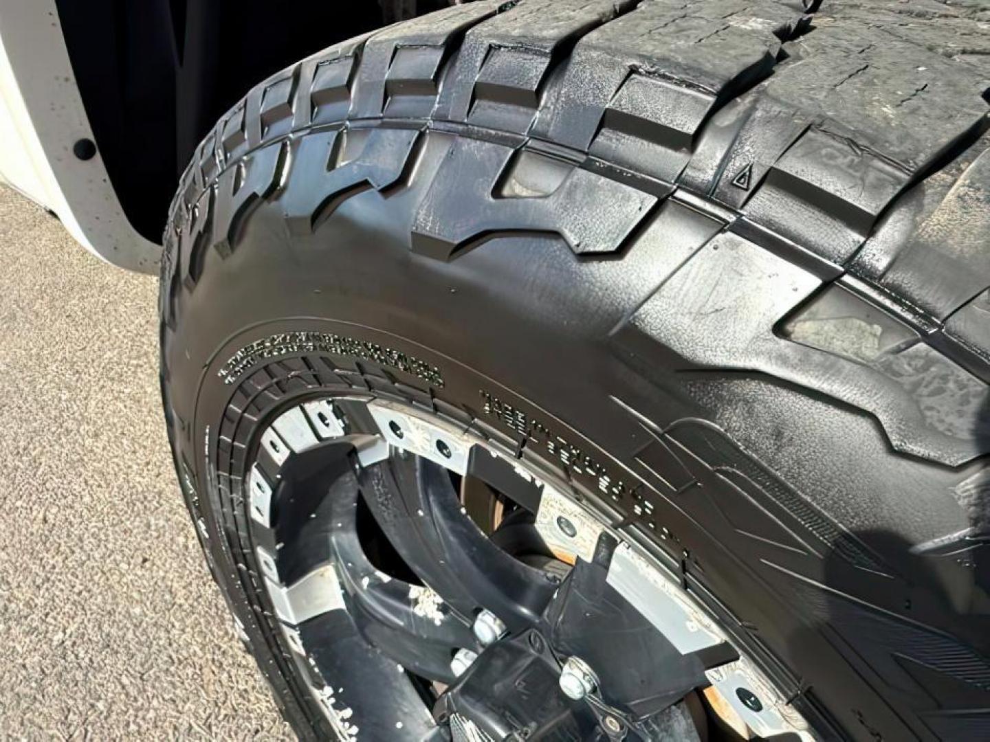 2013 WHITE /LIMITED Ford F-150 LIMITED (1FTFW1ET7DF) with an 3.5L V6 engine, AUTOMATIC transmission, located at 1235 N Woodruff Ave., Idaho Falls, 83401, (208) 523-1053, 43.507172, -112.000488 - At Timberline Auto, finding a great deal on your next vehicle is always easy! Our experienced sales staff's goal is to help find you the right vehicle at the right price! Our knowledgeable finance department has options for almost any credit score. We offer extended service contract options to prote - Photo#10