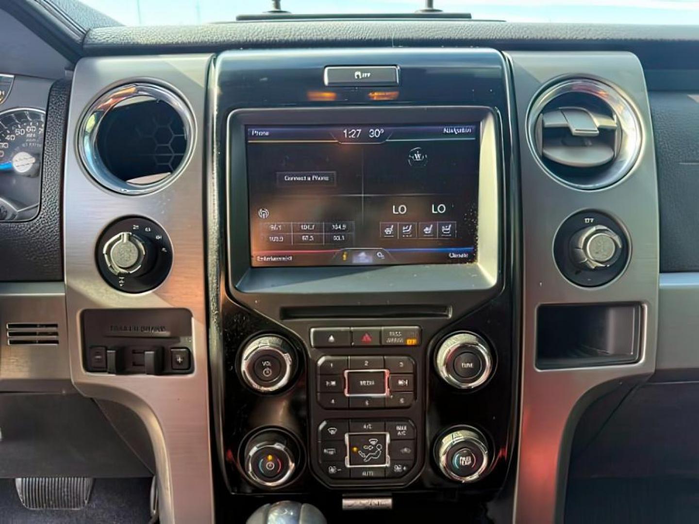 2013 WHITE /LIMITED Ford F-150 LIMITED (1FTFW1ET7DF) with an 3.5L V6 engine, AUTOMATIC transmission, located at 1235 N Woodruff Ave., Idaho Falls, 83401, (208) 523-1053, 43.507172, -112.000488 - At Timberline Auto, finding a great deal on your next vehicle is always easy! Our experienced sales staff's goal is to help find you the right vehicle at the right price! Our knowledgeable finance department has options for almost any credit score. We offer extended service contract options to prote - Photo#15