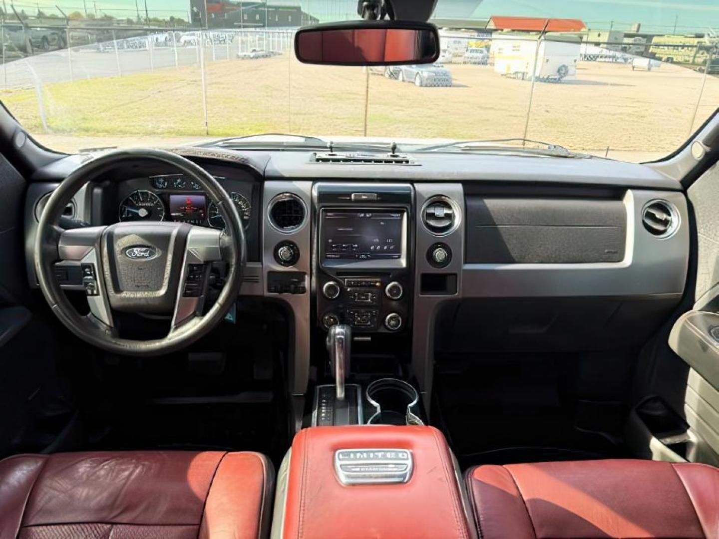 2013 WHITE /LIMITED Ford F-150 LIMITED (1FTFW1ET7DF) with an 3.5L V6 engine, AUTOMATIC transmission, located at 1235 N Woodruff Ave., Idaho Falls, 83401, (208) 523-1053, 43.507172, -112.000488 - At Timberline Auto, finding a great deal on your next vehicle is always easy! Our experienced sales staff's goal is to help find you the right vehicle at the right price! Our knowledgeable finance department has options for almost any credit score. We offer extended service contract options to prote - Photo#20