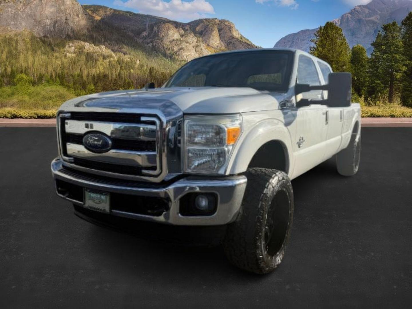 2013 Oxford White /Steel Ford F-350 (1FT8W3BT9DE) with an Powerstroke 67L V-8 diesel direct injection engine, Automatic transmission, located at 1175 N Woodruff Ave, Idaho Falls, ID, 83401, 43.506901, -111.999657 - At Timberline Auto, finding a great deal on your next vehicle is always easy! Our experienced sales staff's goal is to help find you the right vehicle at the right price! Our knowledgeable finance department has options for almost any credit score. We offer extended service contract options to prote - Photo#0