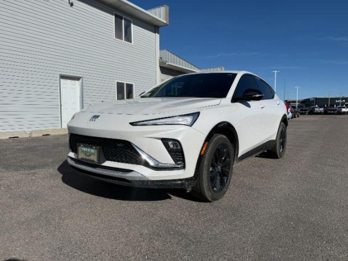 2024 Summit White /Ebony w/Santorini Blue Stitching Buick Envista (KL47LBE22RB) with an Ecotec 12L I-3 gasoline direct injection engine, Automatic transmission, located at 1175 N Woodruff Ave, Idaho Falls, ID, 83401, 43.506901, -111.999657 - At Timberline Auto, finding a great deal on your next vehicle is always easy! Our experienced sales staff's goal is to help find you the right vehicle at the right price! Our knowledgeable finance department has options for almost any credit score. We offer extended service contract options to prote - Photo#21