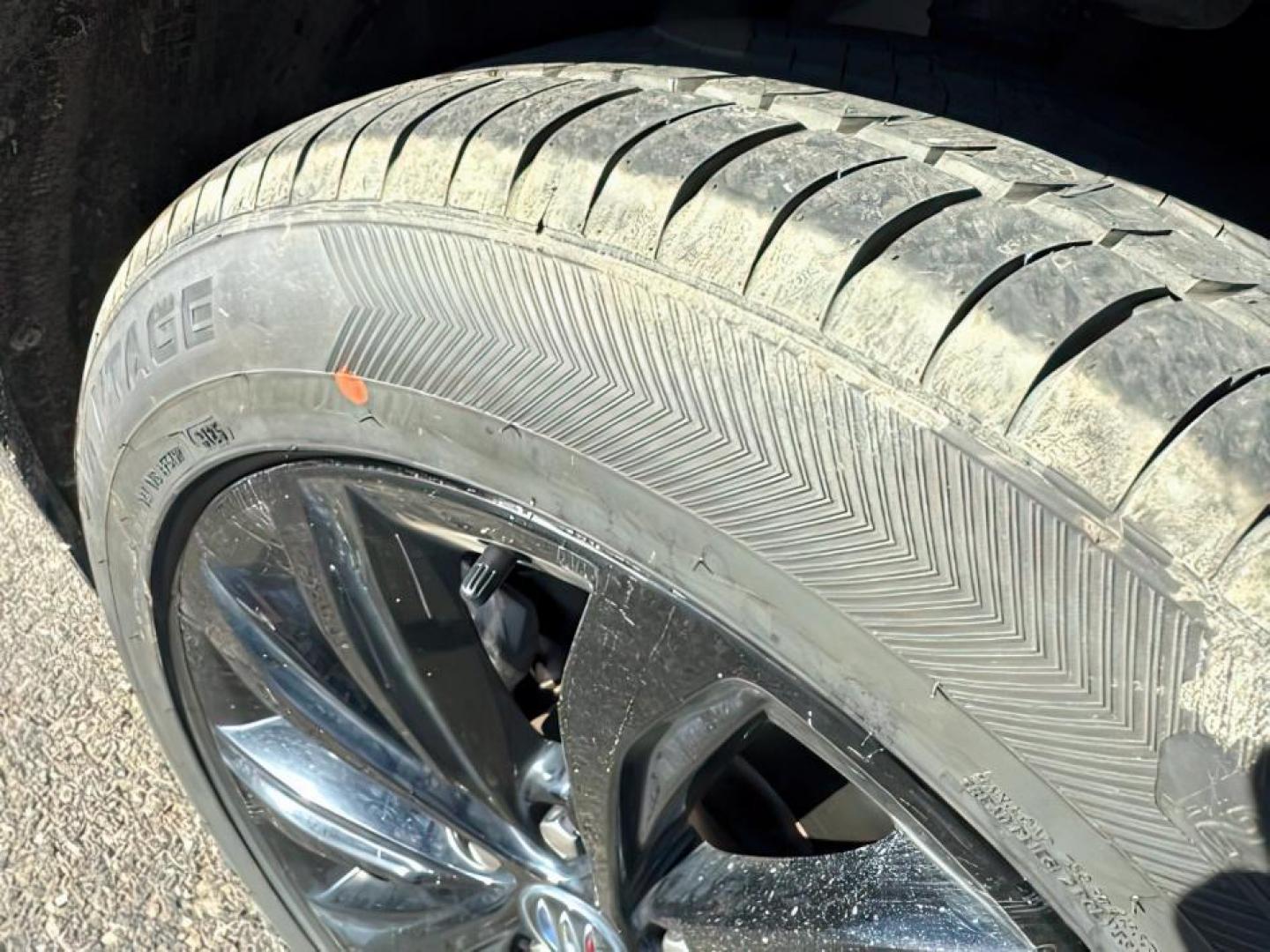 2024 Summit White /Ebony w/Santorini Blue Stitching Buick Envista (KL47LBE22RB) with an Ecotec 12L I-3 gasoline direct injection engine, Automatic transmission, located at 1175 N Woodruff Ave, Idaho Falls, ID, 83401, 43.506901, -111.999657 - At Timberline Auto, finding a great deal on your next vehicle is always easy! Our experienced sales staff's goal is to help find you the right vehicle at the right price! Our knowledgeable finance department has options for almost any credit score. We offer extended service contract options to prote - Photo#8