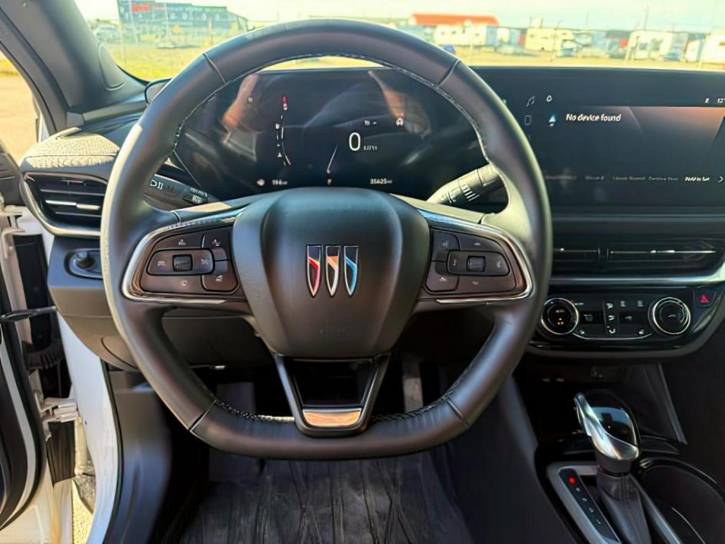 2024 Summit White /Ebony w/Santorini Blue Stitching Buick Envista (KL47LBE22RB) with an Ecotec 12L I-3 gasoline direct injection engine, Automatic transmission, located at 1175 N Woodruff Ave, Idaho Falls, ID, 83401, 43.506901, -111.999657 - At Timberline Auto, finding a great deal on your next vehicle is always easy! Our experienced sales staff's goal is to help find you the right vehicle at the right price! Our knowledgeable finance department has options for almost any credit score. We offer extended service contract options to prote - Photo#12