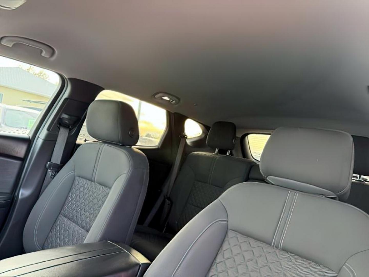 2021 Black /Jet Black Chevrolet Blazer (3GNKBBRA2MS) with an 25L I-4 gasoline direct injection engine, Automatic transmission, located at 1175 N Woodruff Ave, Idaho Falls, ID, 83401, 43.506901, -111.999657 - At Timberline Auto, finding a great deal on your next vehicle is always easy! Our experienced sales staff's goal is to help find you the right vehicle at the right price! Our knowledgeable finance department has options for almost any credit score. We offer extended service contract options to prote - Photo#17