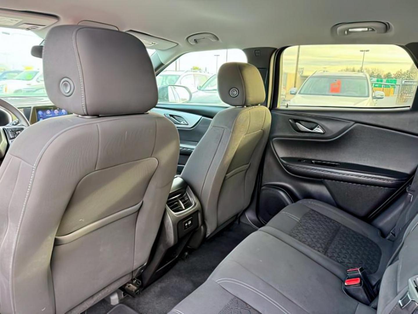 2021 Black /Jet Black Chevrolet Blazer (3GNKBBRA2MS) with an 25L I-4 gasoline direct injection engine, Automatic transmission, located at 1175 N Woodruff Ave, Idaho Falls, ID, 83401, 43.506901, -111.999657 - At Timberline Auto, finding a great deal on your next vehicle is always easy! Our experienced sales staff's goal is to help find you the right vehicle at the right price! Our knowledgeable finance department has options for almost any credit score. We offer extended service contract options to prote - Photo#21