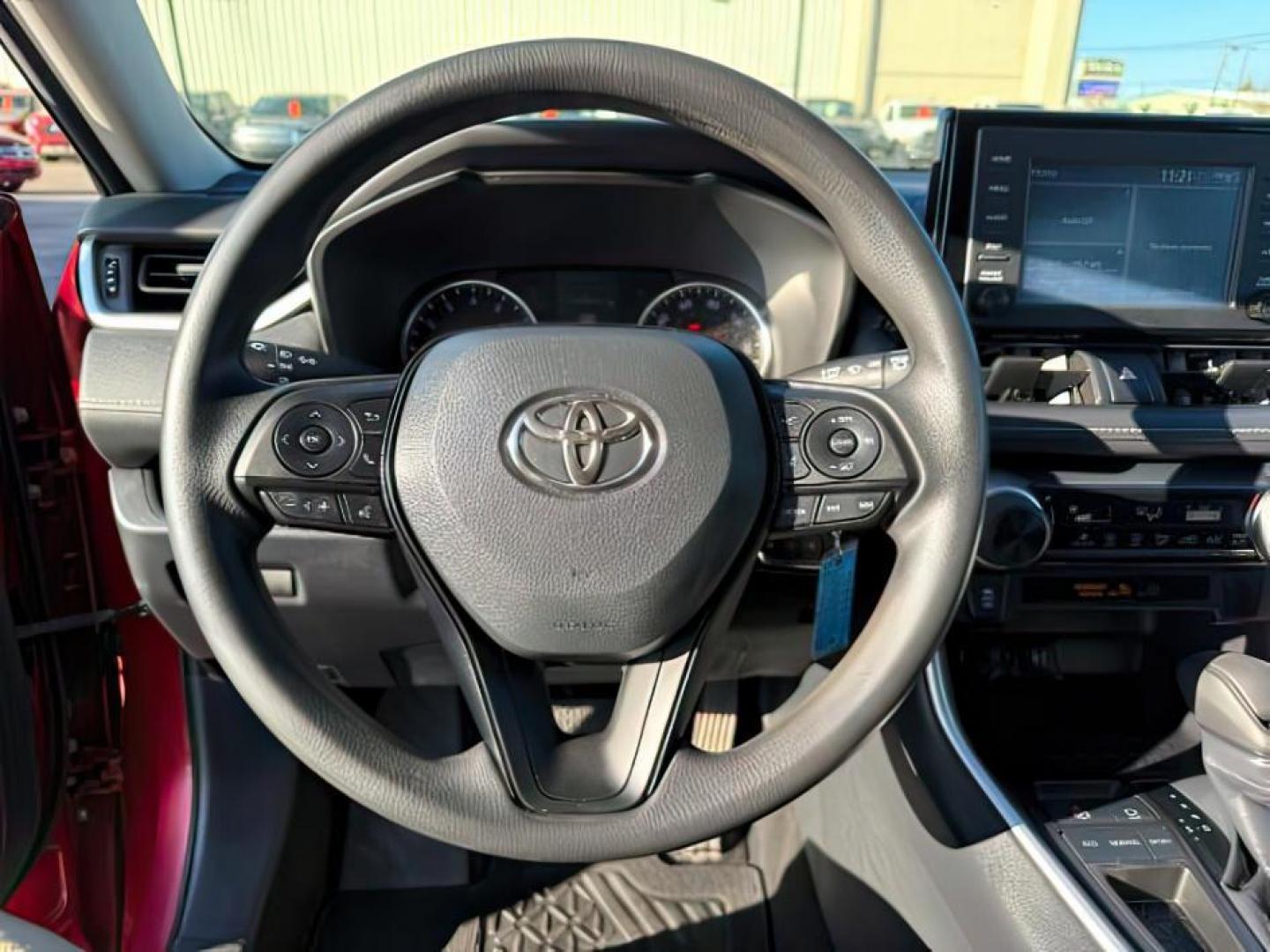 2019 Ruby Flare Pearl /Black Toyota RAV4 LE (2T3H1RFV6KC) with an Dynamic Force 2.5L I-4 port/direct injection engine, AUTOMATIC transmission, located at 1235 N Woodruff Ave., Idaho Falls, 83401, (208) 523-1053, 43.507172, -112.000488 - At Timberline Auto, finding a great deal on your next vehicle is always easy! Our experienced sales staff's goal is to help find you the right vehicle at the right price! Our knowledgeable finance department has options for almost any credit score. We offer extended service contract options to prote - Photo#14