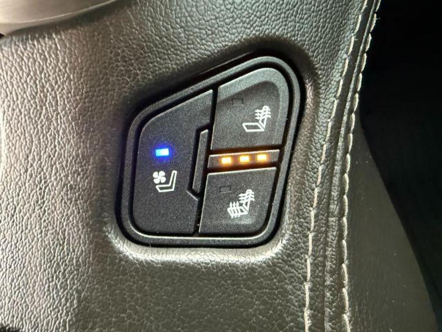 2017 WHITE /Jet Black GMC Yukon (1GKS2BKC7HR) with an EcoTec3 53L V-8 gasoline direct injection engine, Automatic transmission, located at 1175 N Woodruff Ave, Idaho Falls, ID, 83401, 43.506901, -111.999657 - At Timberline Auto, finding a great deal on your next vehicle is always easy! Our experienced sales staff's goal is to help find you the right vehicle at the right price! Our knowledgeable finance department has options for almost any credit score. We offer extended service contract options to prote - Photo#54