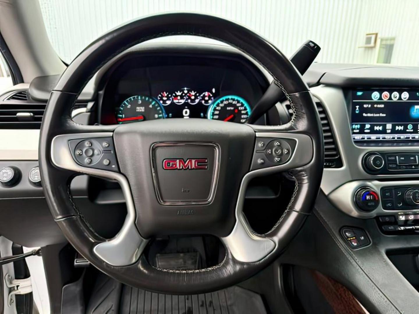 2017 WHITE /Jet Black GMC Yukon (1GKS2BKC7HR) with an EcoTec3 53L V-8 gasoline direct injection engine, Automatic transmission, located at 1175 N Woodruff Ave, Idaho Falls, ID, 83401, 43.506901, -111.999657 - At Timberline Auto, finding a great deal on your next vehicle is always easy! Our experienced sales staff's goal is to help find you the right vehicle at the right price! Our knowledgeable finance department has options for almost any credit score. We offer extended service contract options to prote - Photo#18