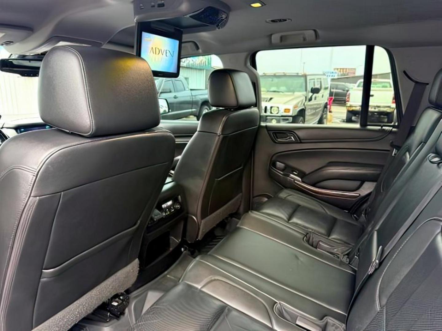 2017 WHITE /Jet Black GMC Yukon (1GKS2BKC7HR) with an EcoTec3 53L V-8 gasoline direct injection engine, Automatic transmission, located at 1175 N Woodruff Ave, Idaho Falls, ID, 83401, 43.506901, -111.999657 - At Timberline Auto, finding a great deal on your next vehicle is always easy! Our experienced sales staff's goal is to help find you the right vehicle at the right price! Our knowledgeable finance department has options for almost any credit score. We offer extended service contract options to prote - Photo#30